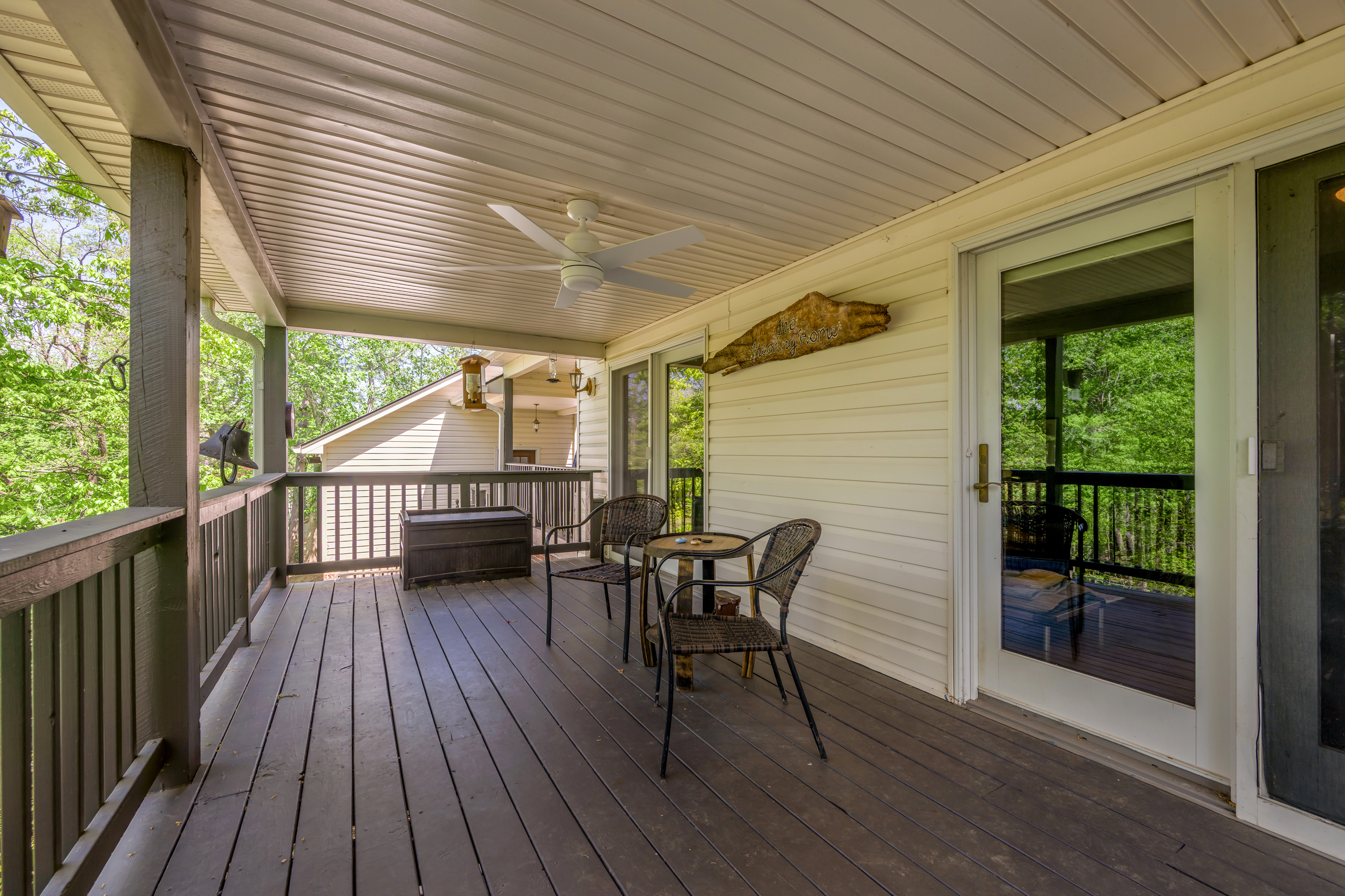  186 Hunter Drive - 物件實景