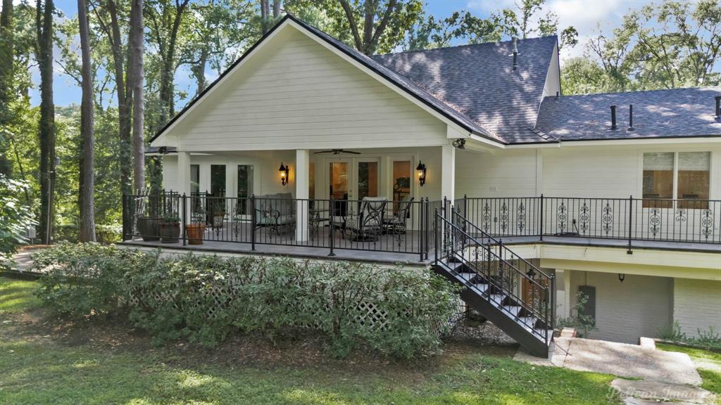 Shreveport, Louisiana, 71106, United States, 5 Bedrooms Bedrooms, ,6 BathroomsBathrooms,Residential,For Sale,1942292
