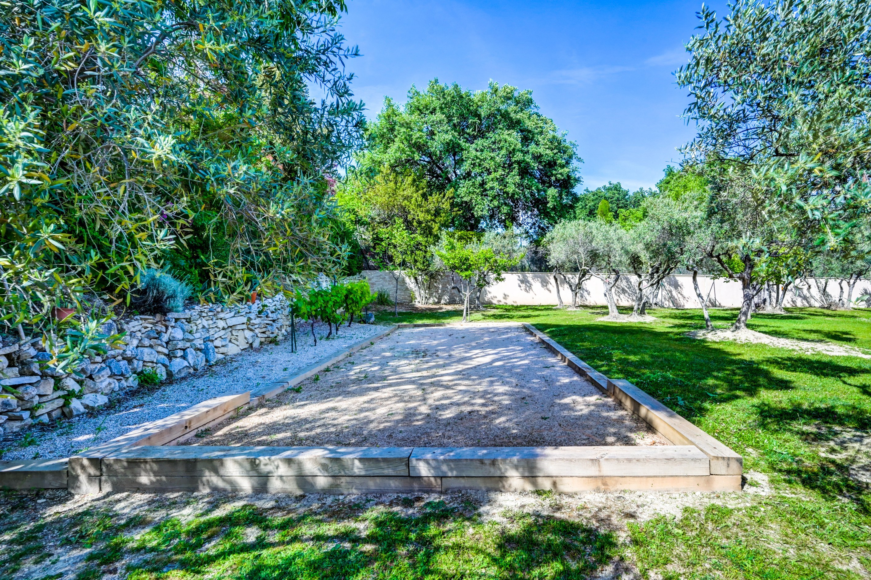  Sought-after residential neighborhood – quiet - 物件實景