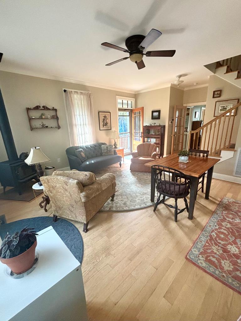 Onancock, Virginia, 23417, United States, 3 Bedrooms Bedrooms, ,2 BathroomsBathrooms,Residential,For Sale,1989733