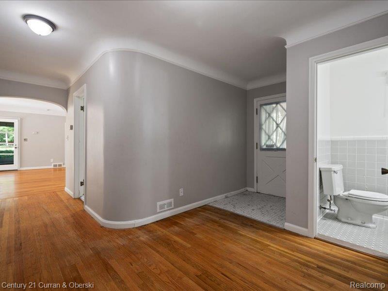 Inkster, Michigan, 48141, United States, 3 Bedrooms Bedrooms, ,3 BathroomsBathrooms,Residential,For Sale,1983266