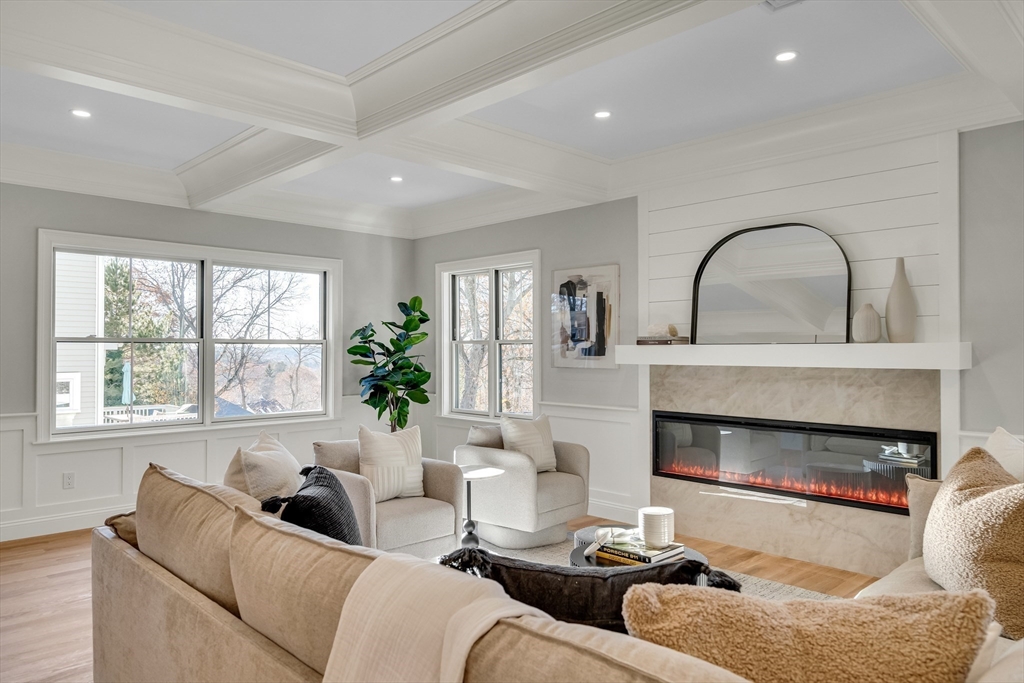 Lexington, Massachusetts, 02421, United States, 6 Bedrooms Bedrooms, ,6 BathroomsBathrooms,Residential,For Sale,1995649