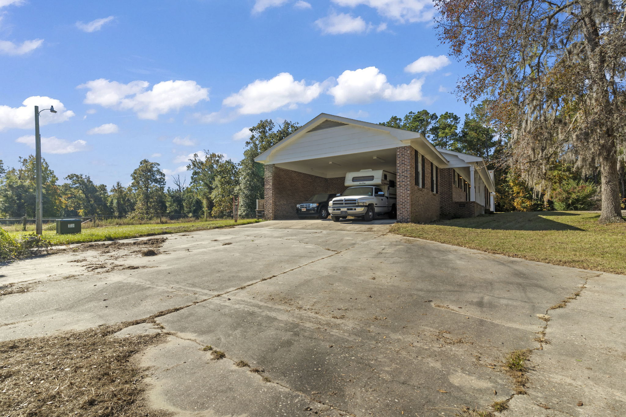 Galivants Ferry, South Carolina, 29544, United States, 4 Bedrooms Bedrooms, ,3 BathroomsBathrooms,Residential,For Sale,1986095