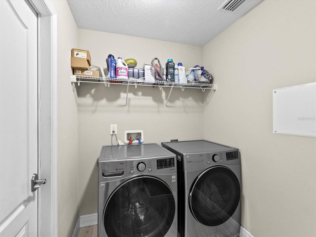 Weeki Wachee, Florida, 34613, United States, 3 Bedrooms Bedrooms, ,2 BathroomsBathrooms,Residential,For Sale,1982337