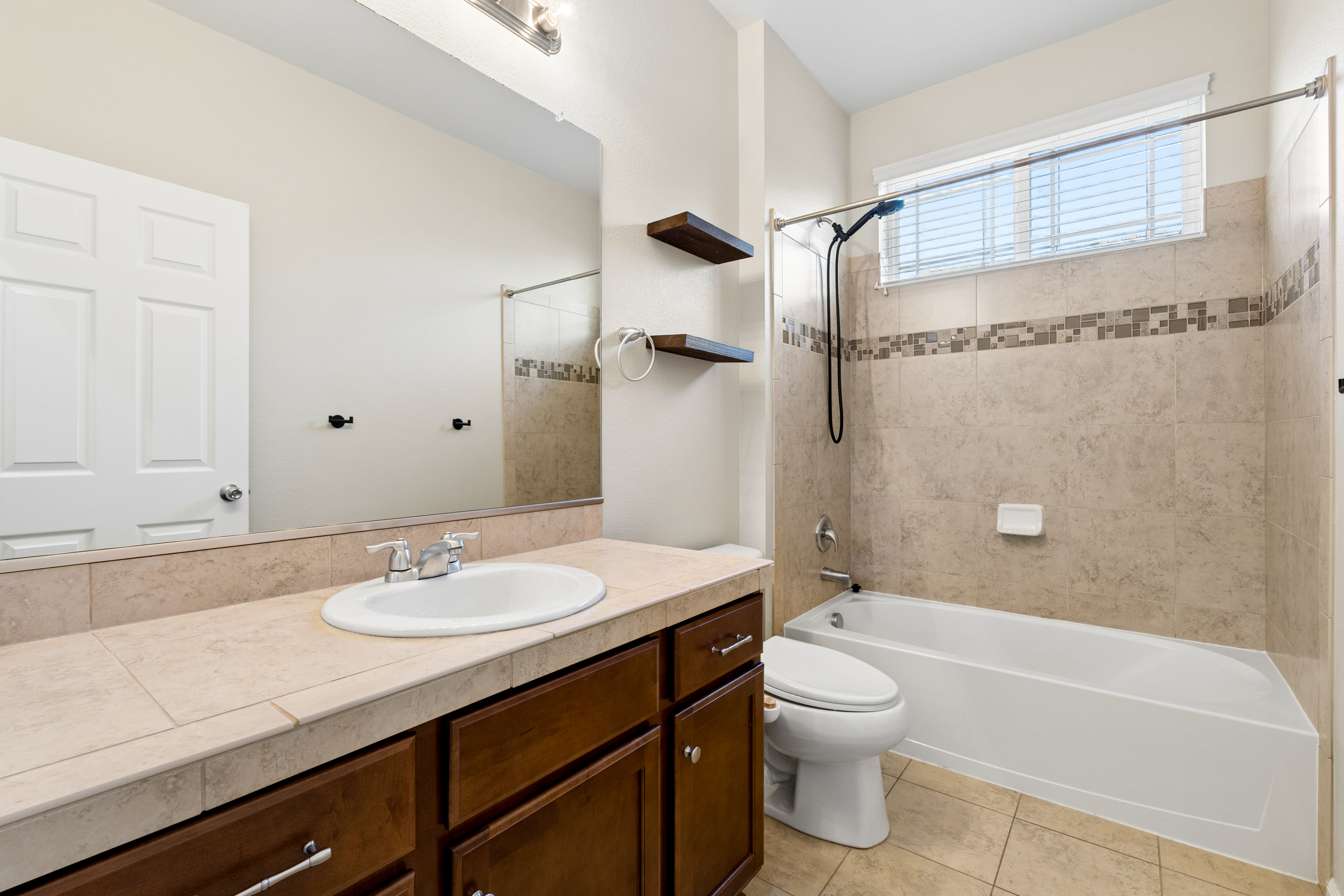  5511 Palomino Way, Frederick, CO, 80504 - 物件實景