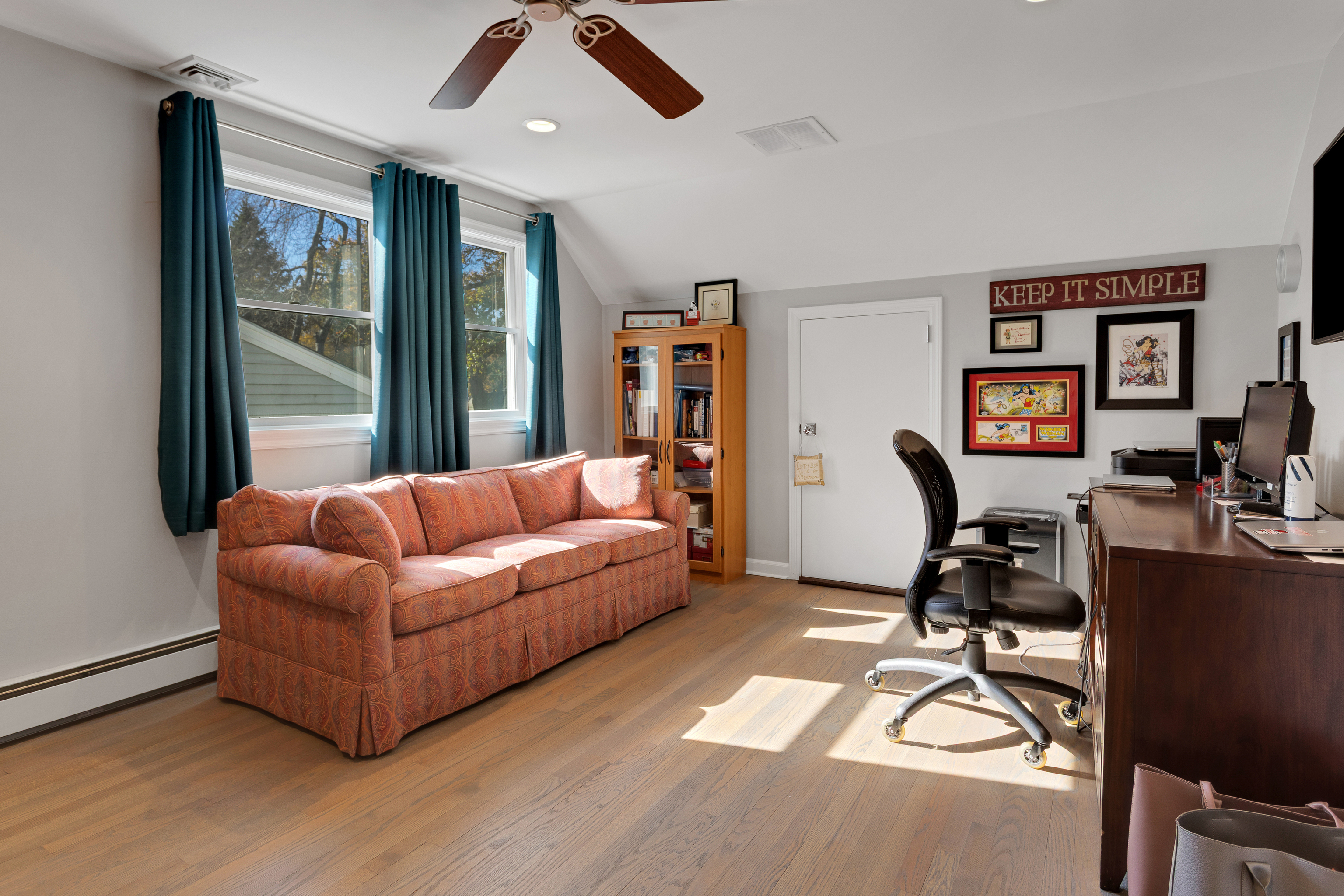 Stamford, Connecticut, 06905, United States, 2 Bedrooms Bedrooms, ,3 BathroomsBathrooms,Residential,For Sale,1987765