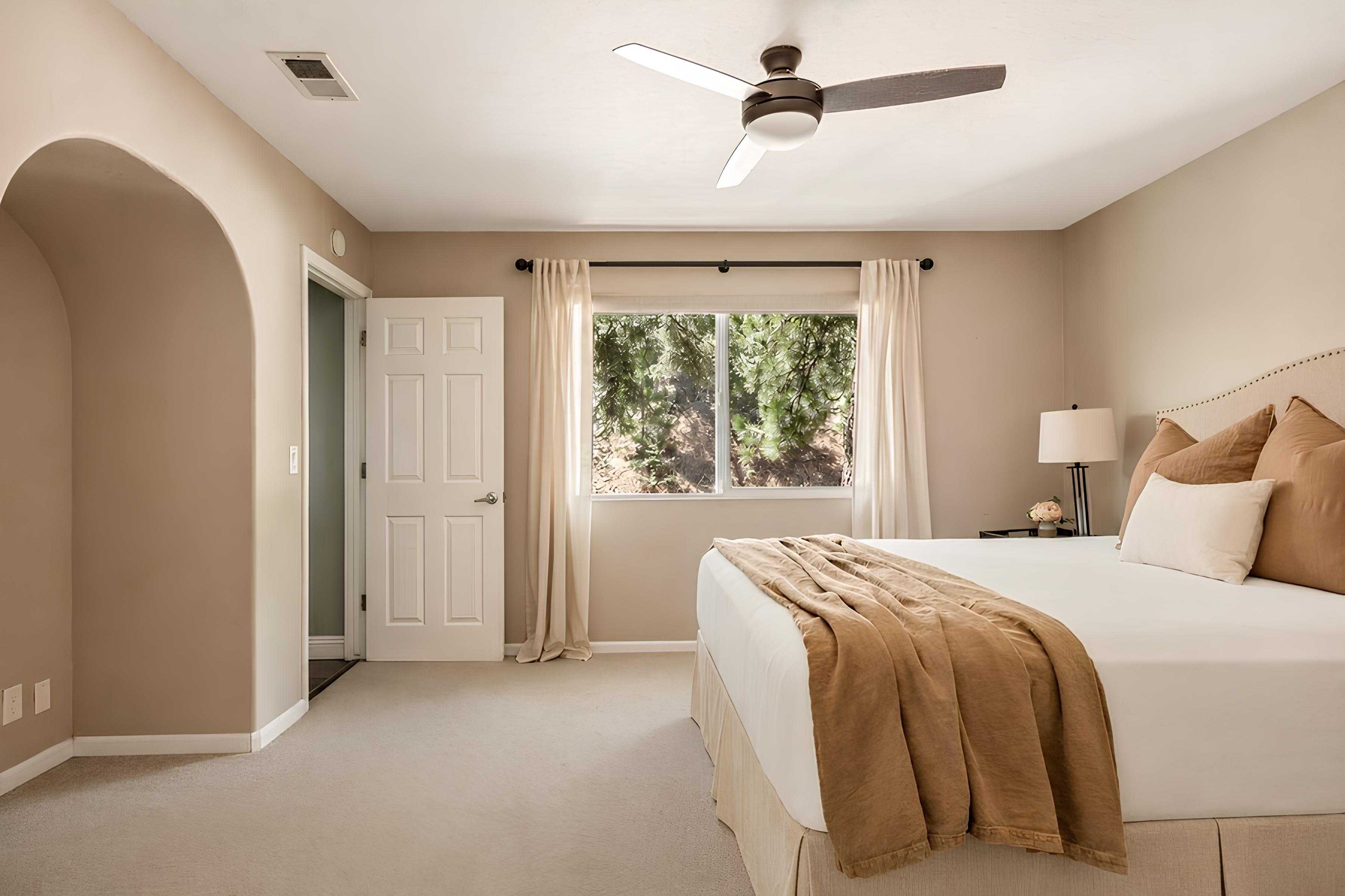  1360 Montreal Drive, Lake Arrowhead, CA 92352 - 物件實景