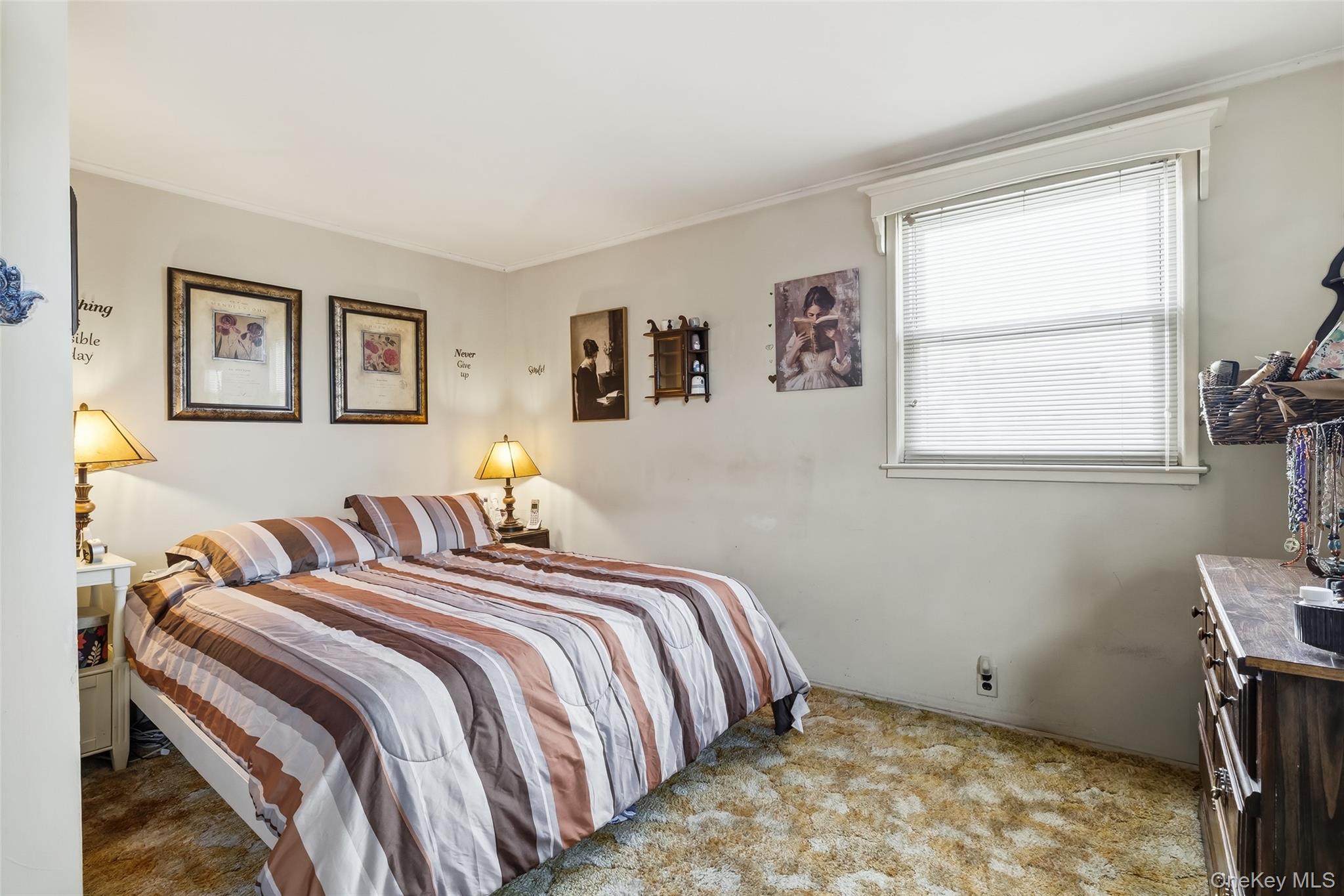 Seaford, New York, 11783, United States, 3 Bedrooms Bedrooms, ,2 BathroomsBathrooms,Residential,For Sale,2048212