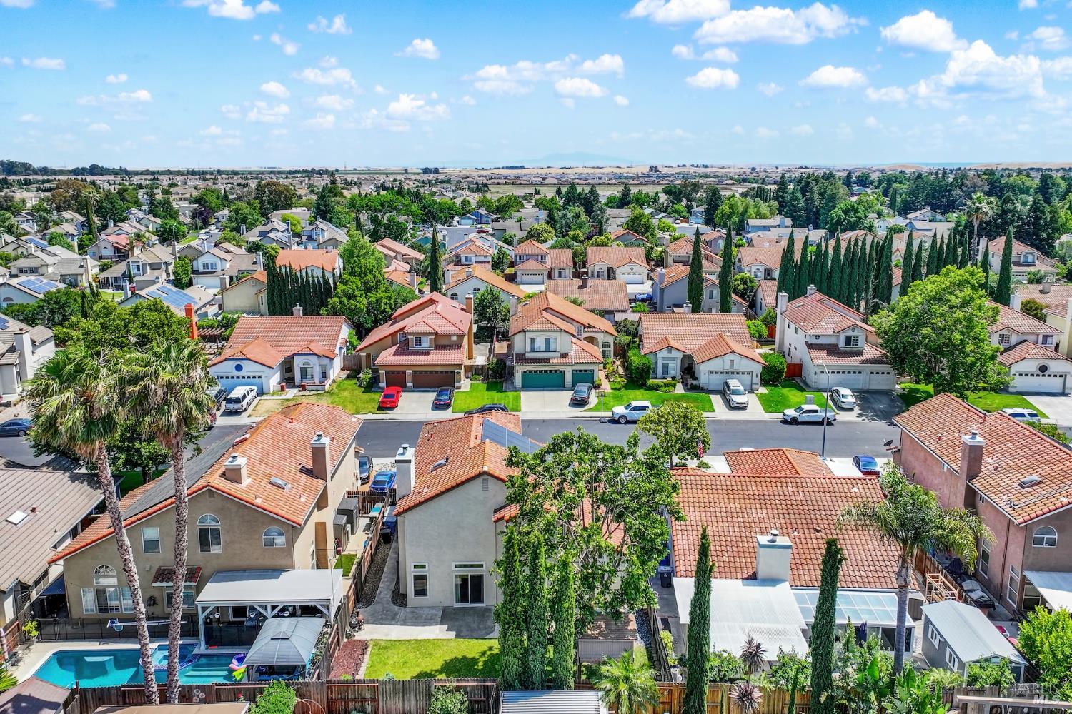 Vacaville, California, 95687, United States, 4 Bedrooms Bedrooms, ,3 BathroomsBathrooms,Residential,For Sale,1856071