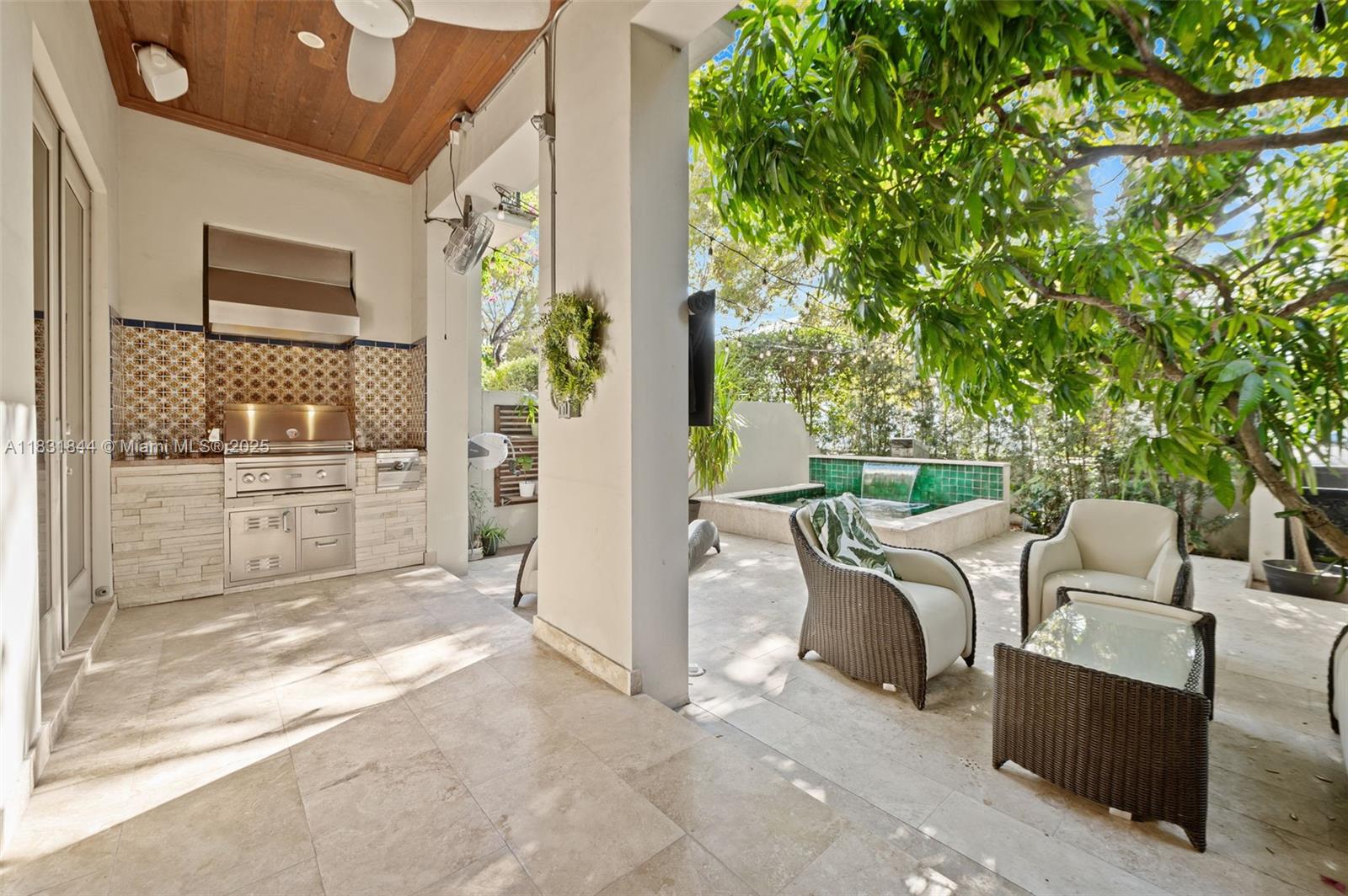 Miami, Florida, 33143, United States, 3 Bedrooms Bedrooms, ,4 BathroomsBathrooms,Residential,For Sale,1885416