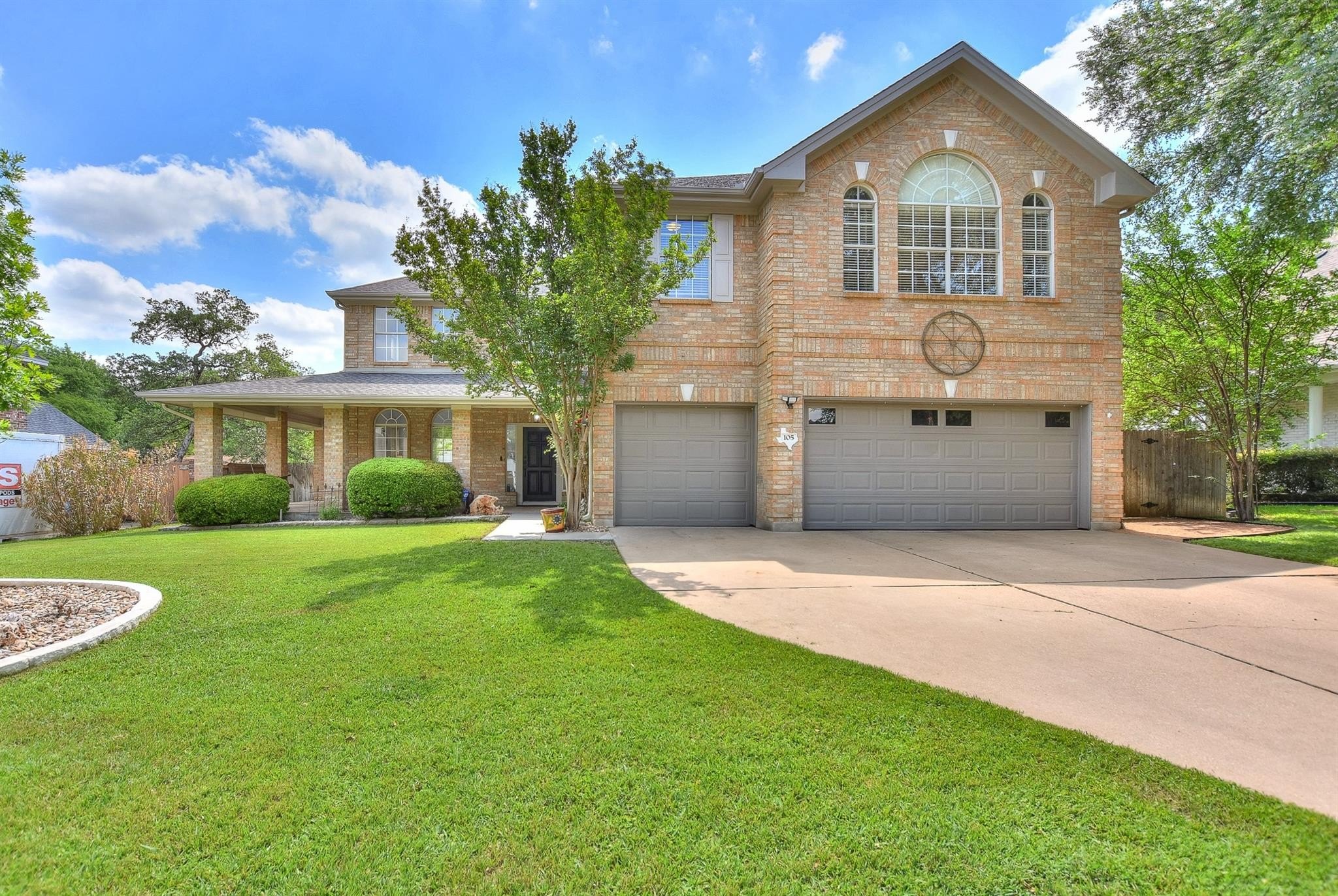 Georgetown, Texas, 78628, United States, 5 Bedrooms Bedrooms, ,4 BathroomsBathrooms,Residential,For Sale,1924392
