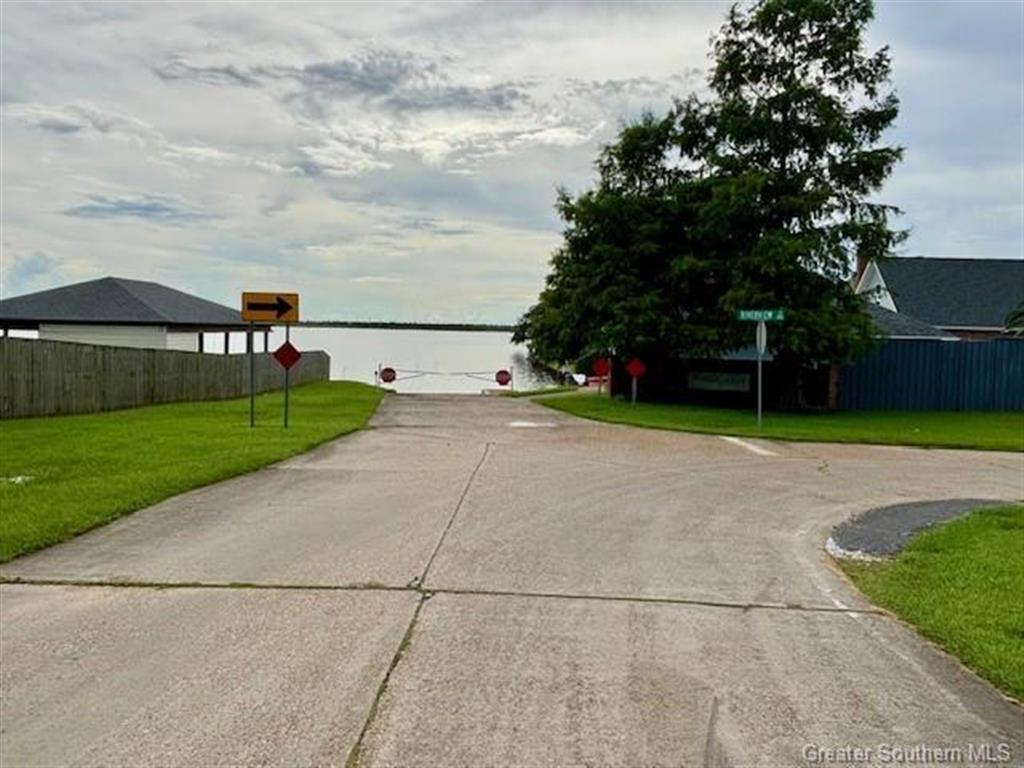 Lake Charles, Louisiana, 70605, United States, 5 Bedrooms Bedrooms, ,3 BathroomsBathrooms,Residential,For Sale,1916466