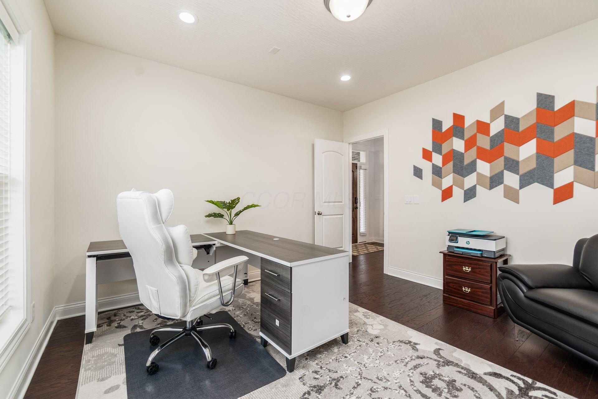 Delaware, Ohio, 43015, United States, 5 Bedrooms Bedrooms, ,5 BathroomsBathrooms,Residential,For Sale,1989567