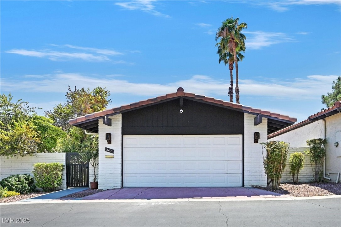 Las Vegas, Nevada, 89102, United States, 3 Bedrooms Bedrooms, ,2 BathroomsBathrooms,Residential,For Sale,1940412