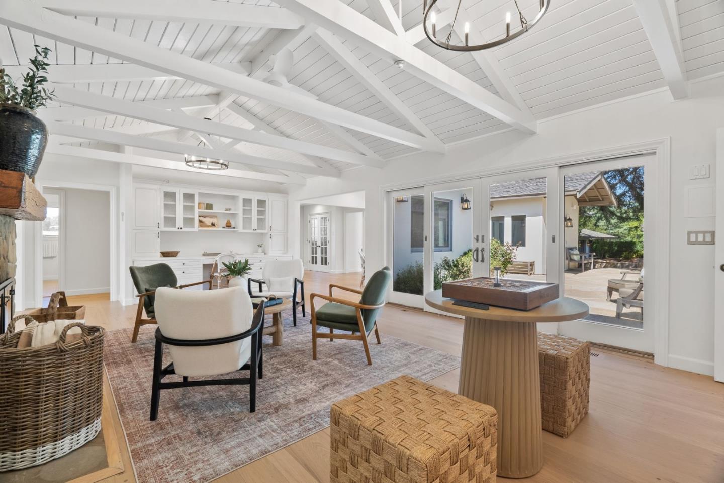 Los Gatos, California, 95032, United States, 4 Bedrooms Bedrooms, ,4 BathroomsBathrooms,Residential,For Sale,1918329