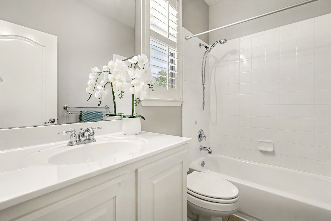 Austin, Texas, 78717, United States, 5 Bedrooms Bedrooms, ,6 BathroomsBathrooms,Residential,For Sale,1989051