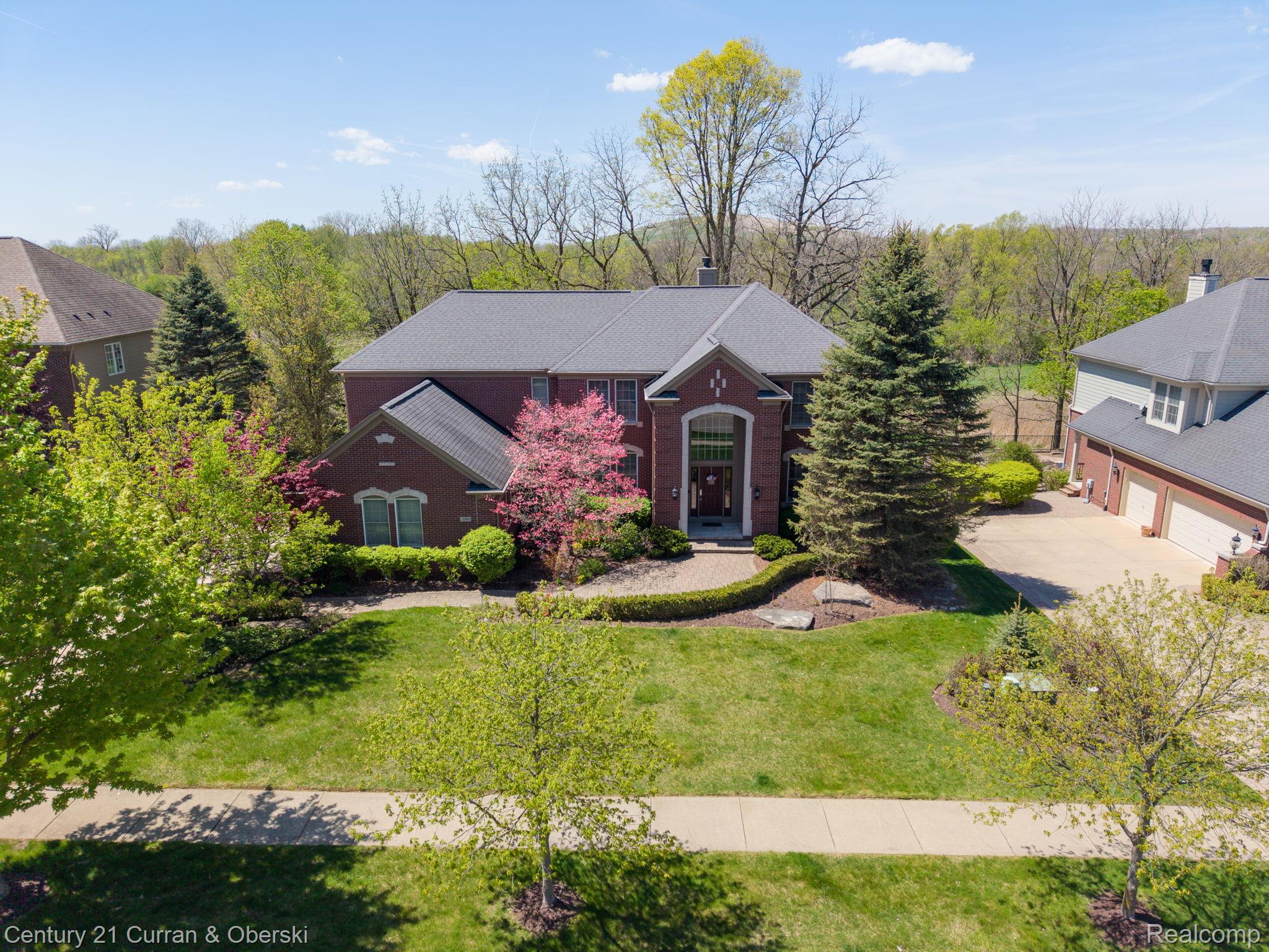 Northville, Michigan, 48168, United States, 5 Bedrooms Bedrooms, ,6 BathroomsBathrooms,Residential,For Sale,2048857