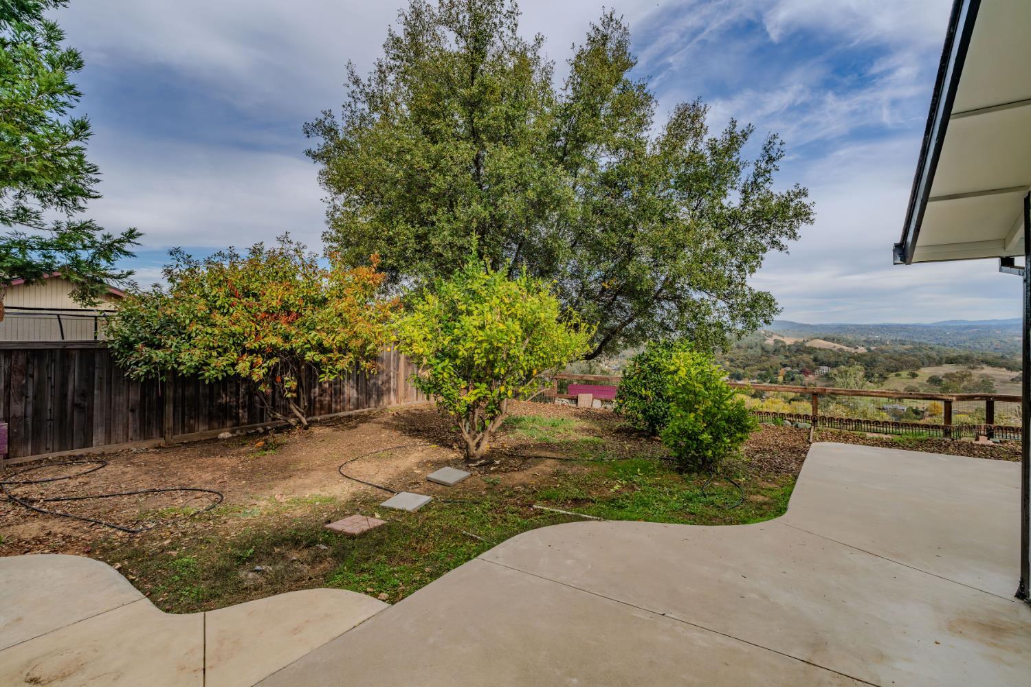 Jackson, California, 95642, United States, 3 Bedrooms Bedrooms, ,2 BathroomsBathrooms,Residential,For Sale,1992385