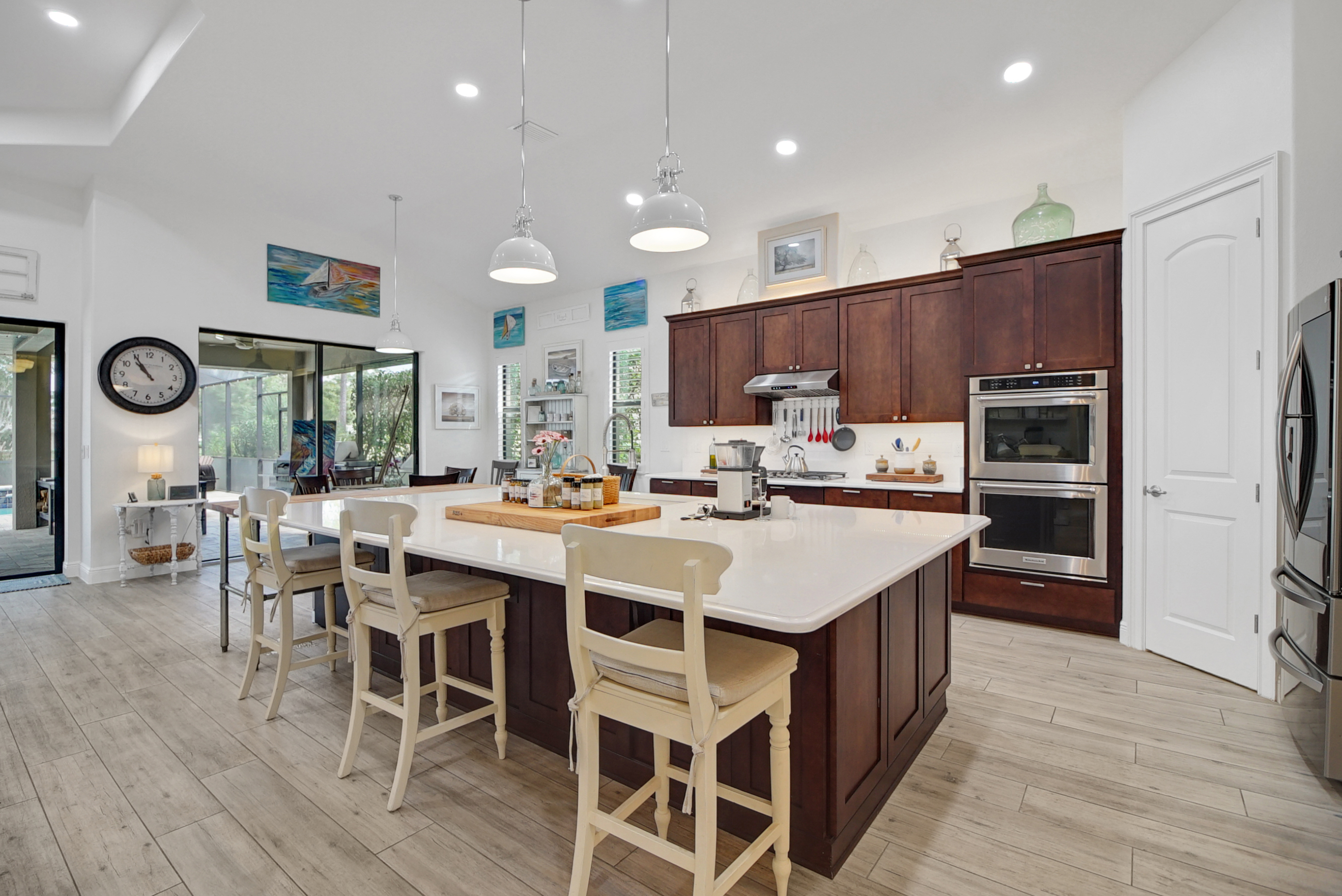 Lady Lake, Florida, 32159, United States, 4 Bedrooms Bedrooms, ,3 BathroomsBathrooms,Residential,For Sale,2005664