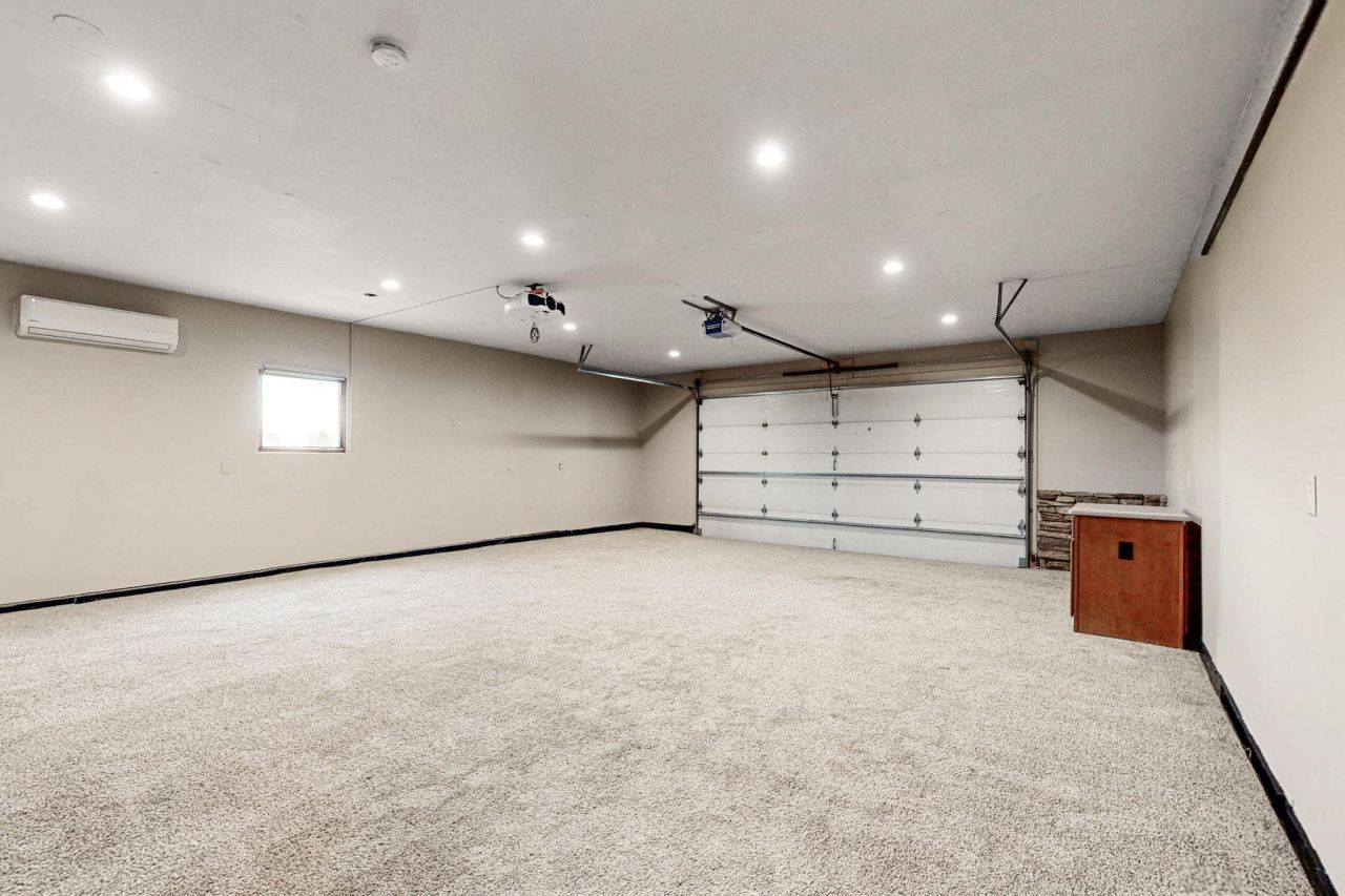 Edgewood, New Mexico, 87015, United States, 3 Bedrooms Bedrooms, ,4 BathroomsBathrooms,Residential,For Sale,1906900