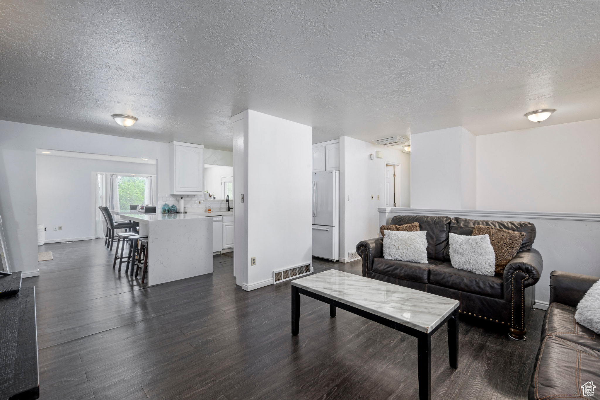 West Valley City, Utah, 84120, United States, 5 Bedrooms Bedrooms, ,2 BathroomsBathrooms,Residential,For Sale,1906860