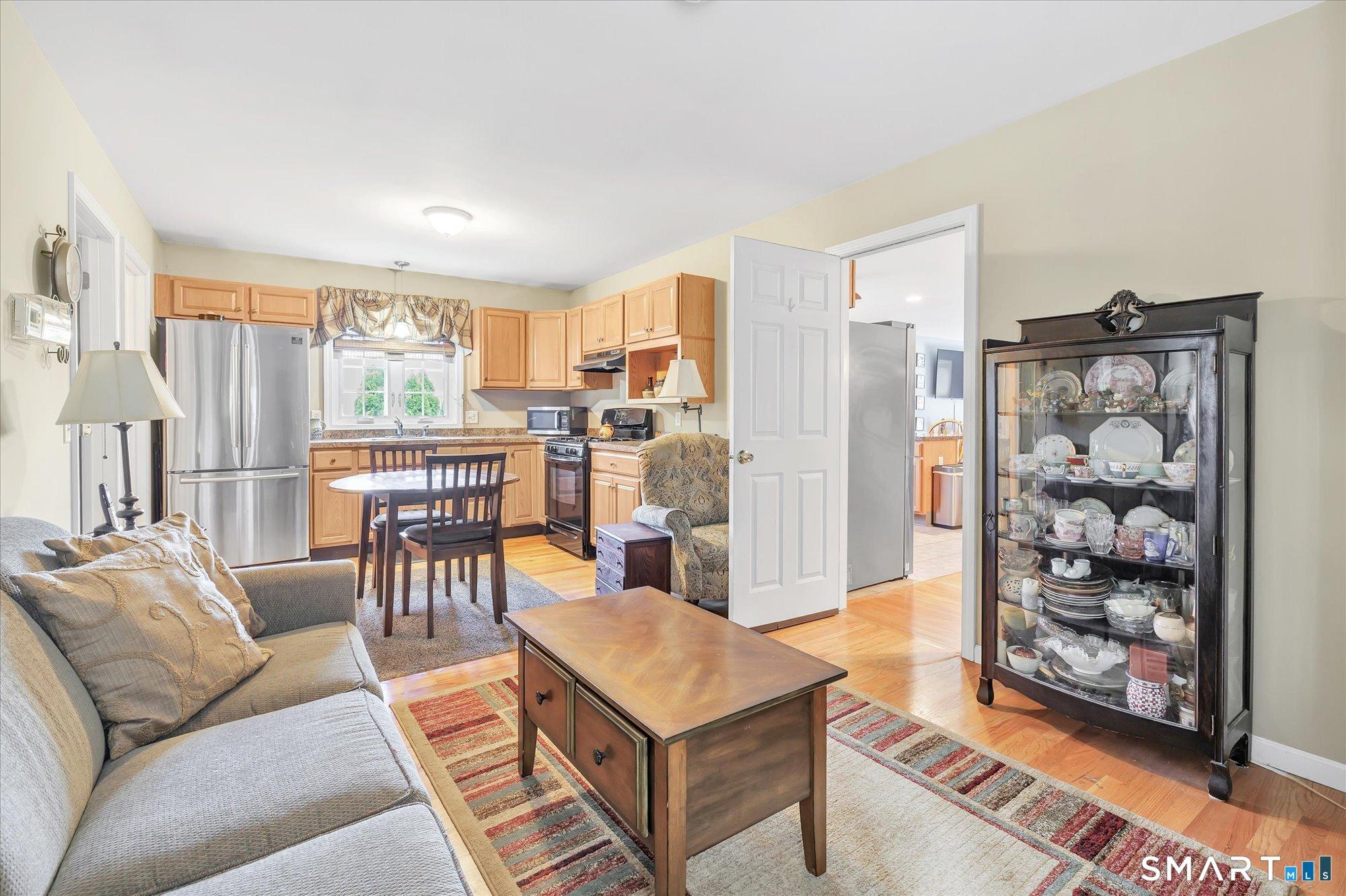 Ansonia, Connecticut, 06401, United States, 4 Bedrooms Bedrooms, ,4 BathroomsBathrooms,Residential,For Sale,2048150