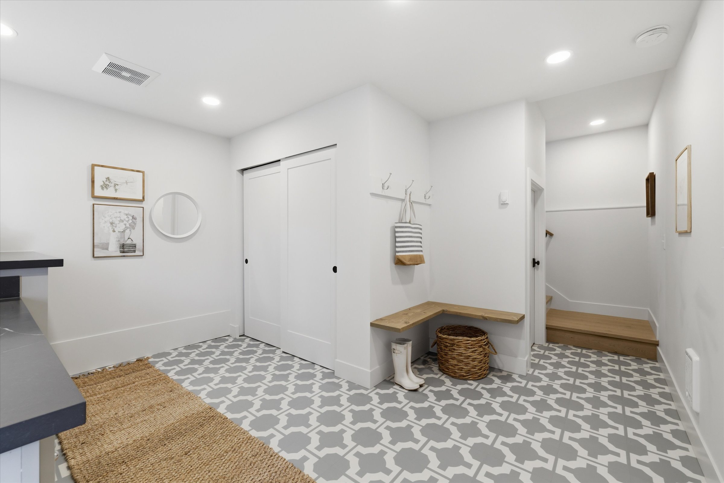  909 32nd Ave S Unit #A, Seattle, WA 98144 - 物件實景