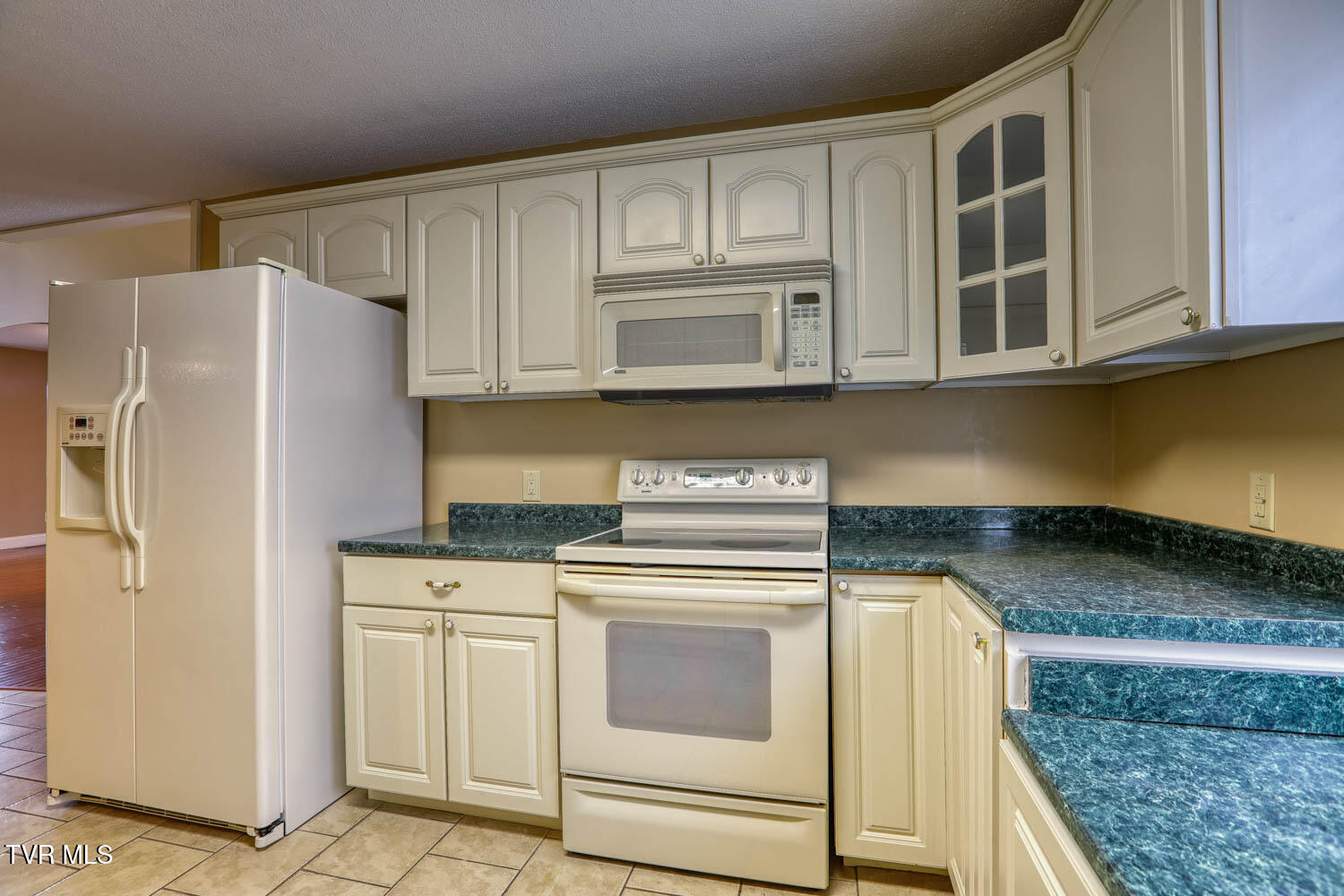 Rogersville, Tennessee, 37857, United States, 4 Bedrooms Bedrooms, ,4 BathroomsBathrooms,Residential,For Sale,2042868