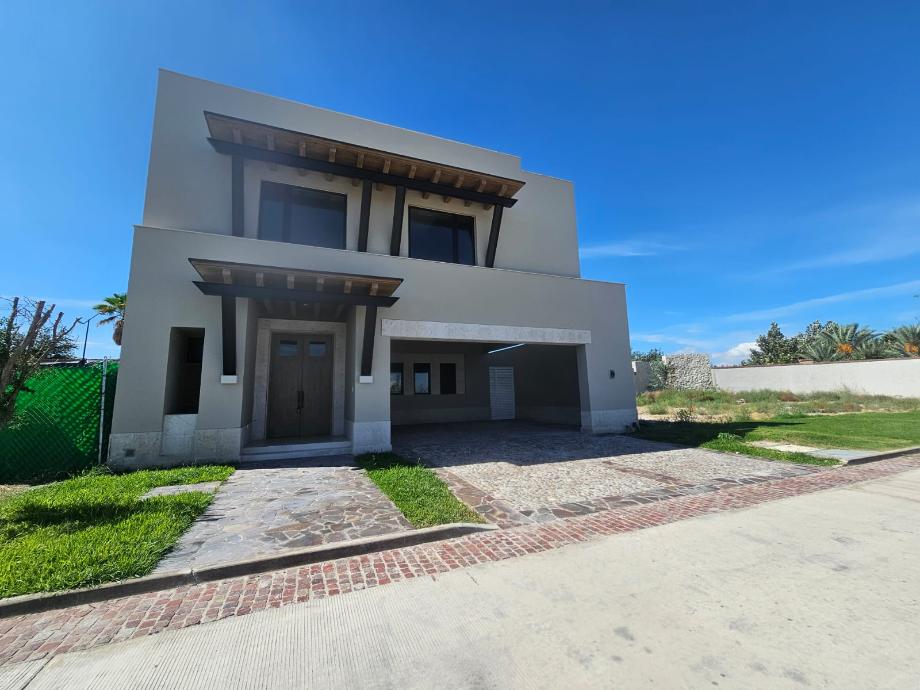 Gómez Palacio, Durango, 35140, Mexico, 3 Bedrooms Bedrooms, ,3 BathroomsBathrooms,Residential,For Sale,1947935