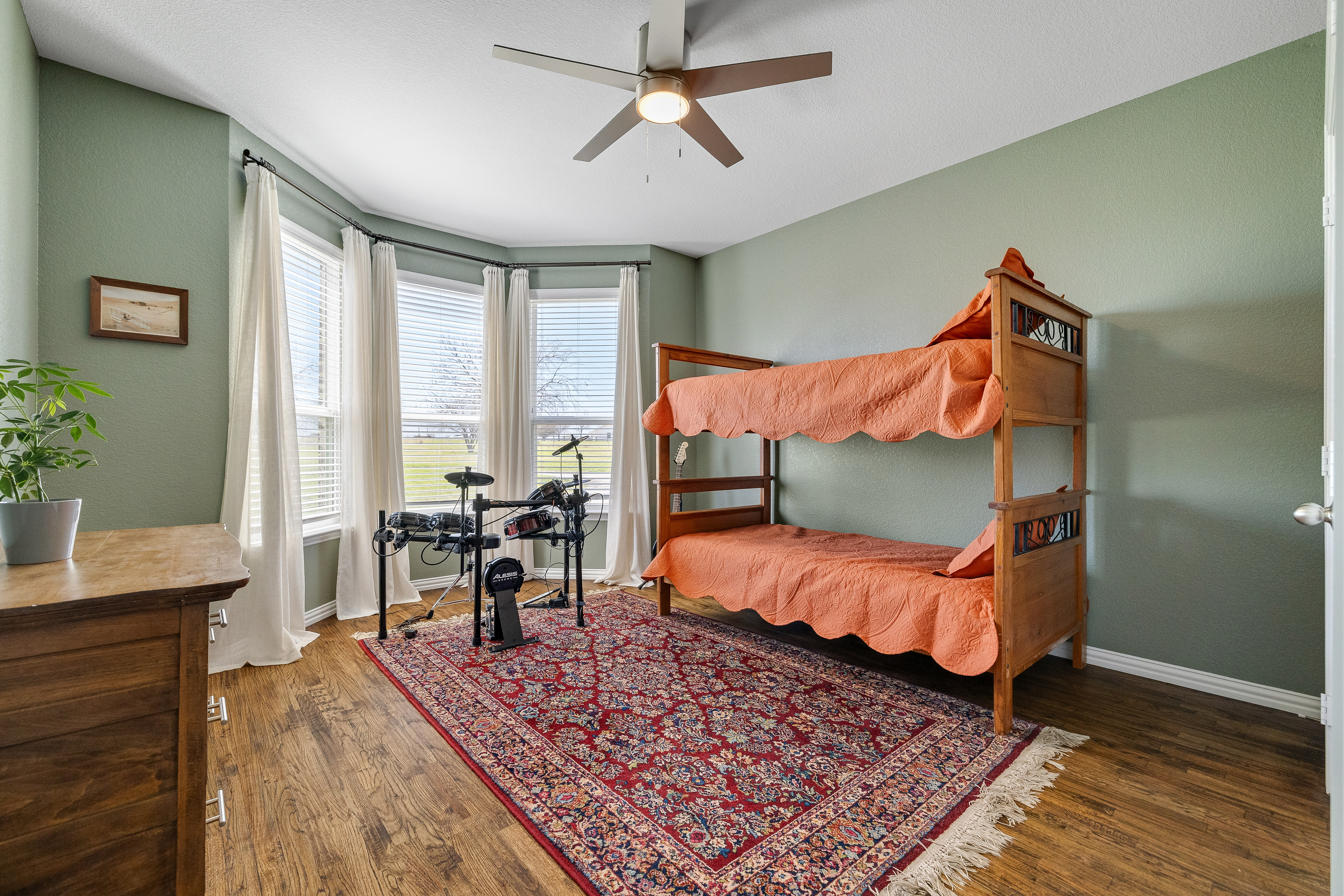  8.53-Acre Homestead With No HOA in Justin, Texas - 物件實景