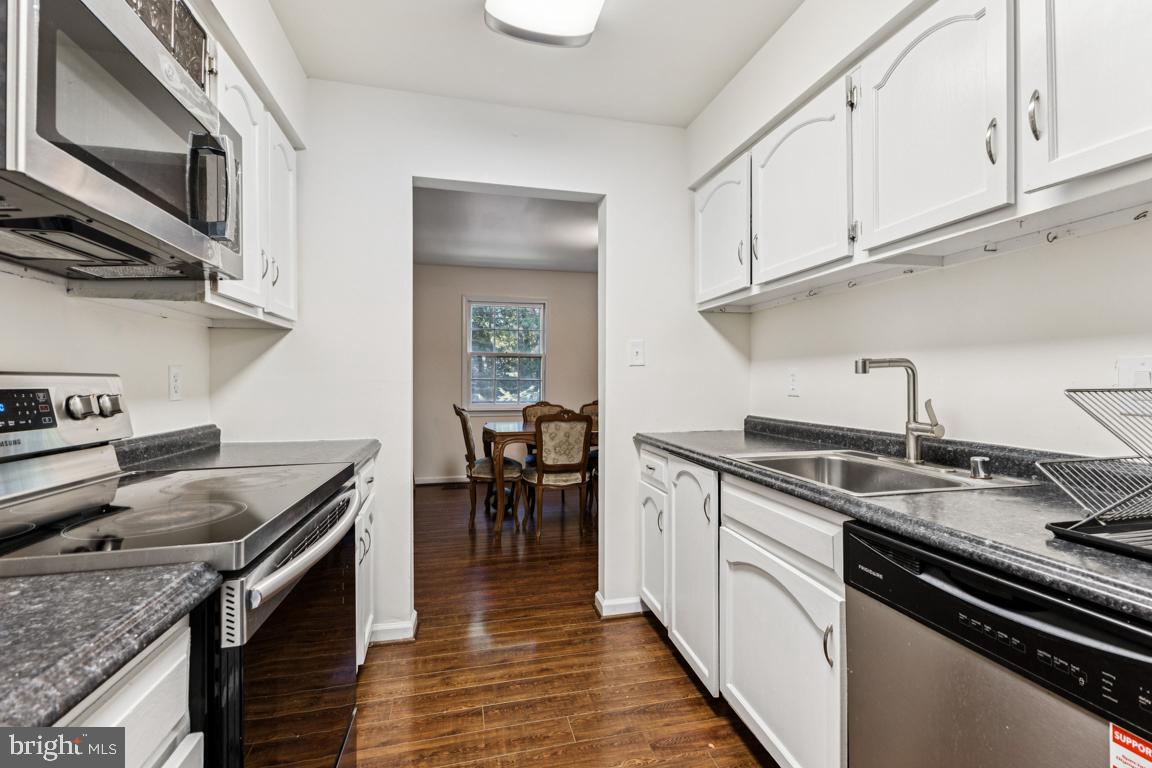 Fairfax, Virginia, 22032, United States, 3 Bedrooms Bedrooms, ,4 BathroomsBathrooms,Residential,For Sale,1980296