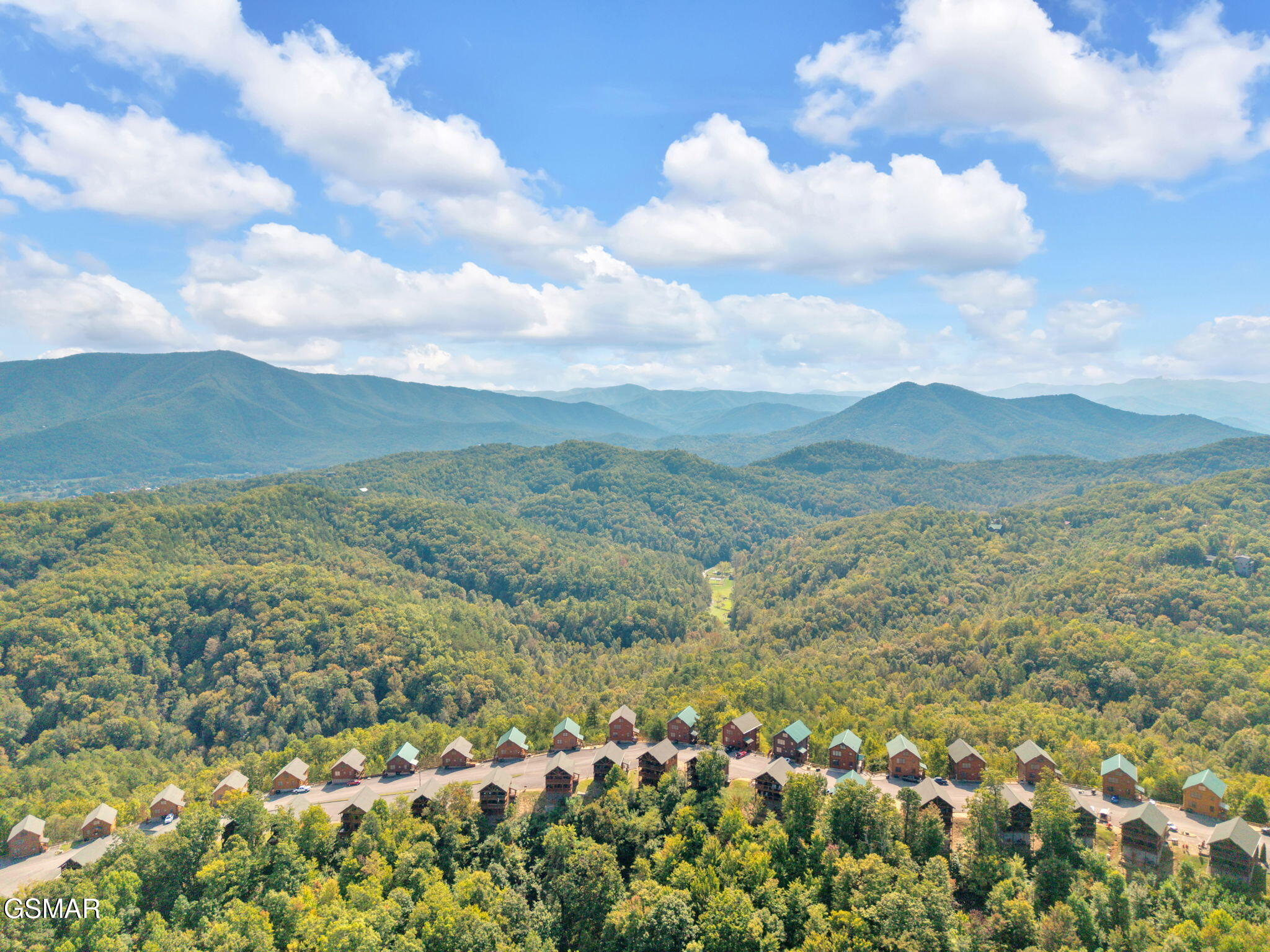 Sevierville, Tennessee, 37862, United States, 3 Bedrooms Bedrooms, ,3 BathroomsBathrooms,Residential,For Sale,1974724