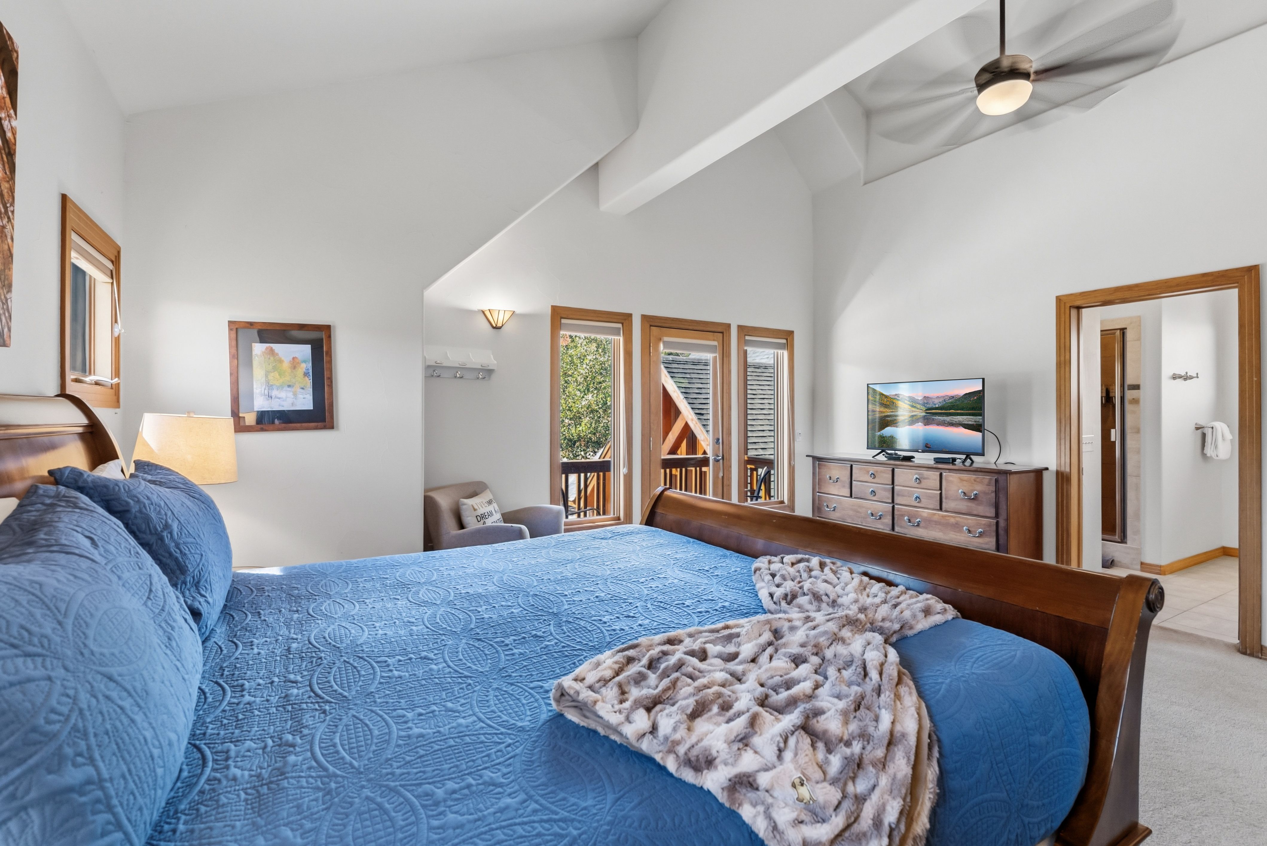  One-of-a-Kind Mountain Retreat - 物件實景