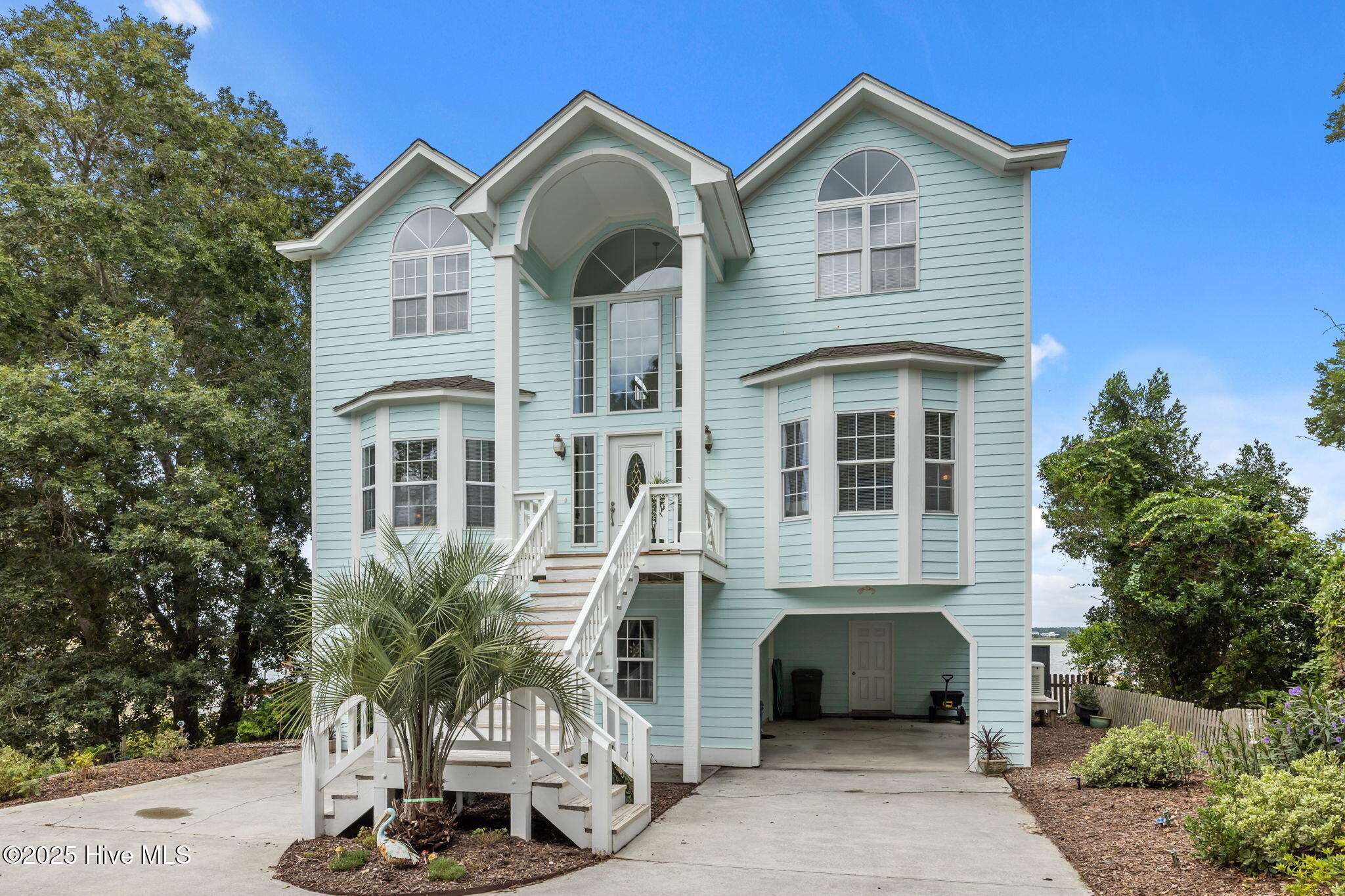 Emerald Isle, North Carolina, 28594, United States, 4 Bedrooms Bedrooms, ,6 BathroomsBathrooms,Residential,For Sale,1927428