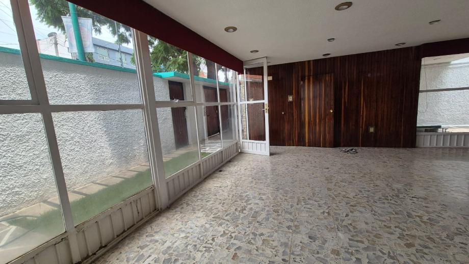 Iztacalco, Ciudad de México, 08200, Mexico, 9 Bedrooms Bedrooms, ,3 BathroomsBathrooms,Residential,For Sale,1918570