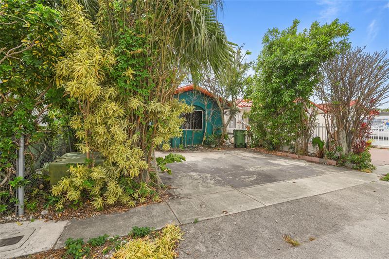 Hialeah, Florida, 33018, United States, 3 Bedrooms Bedrooms, ,2 BathroomsBathrooms,Residential,For Sale,1897318