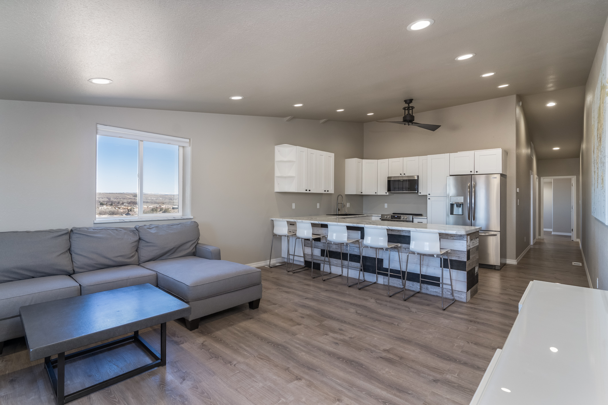 Aztec, New Mexico, 87410, United States, ,2 BathroomsBathrooms,Residential,For Sale,1980456