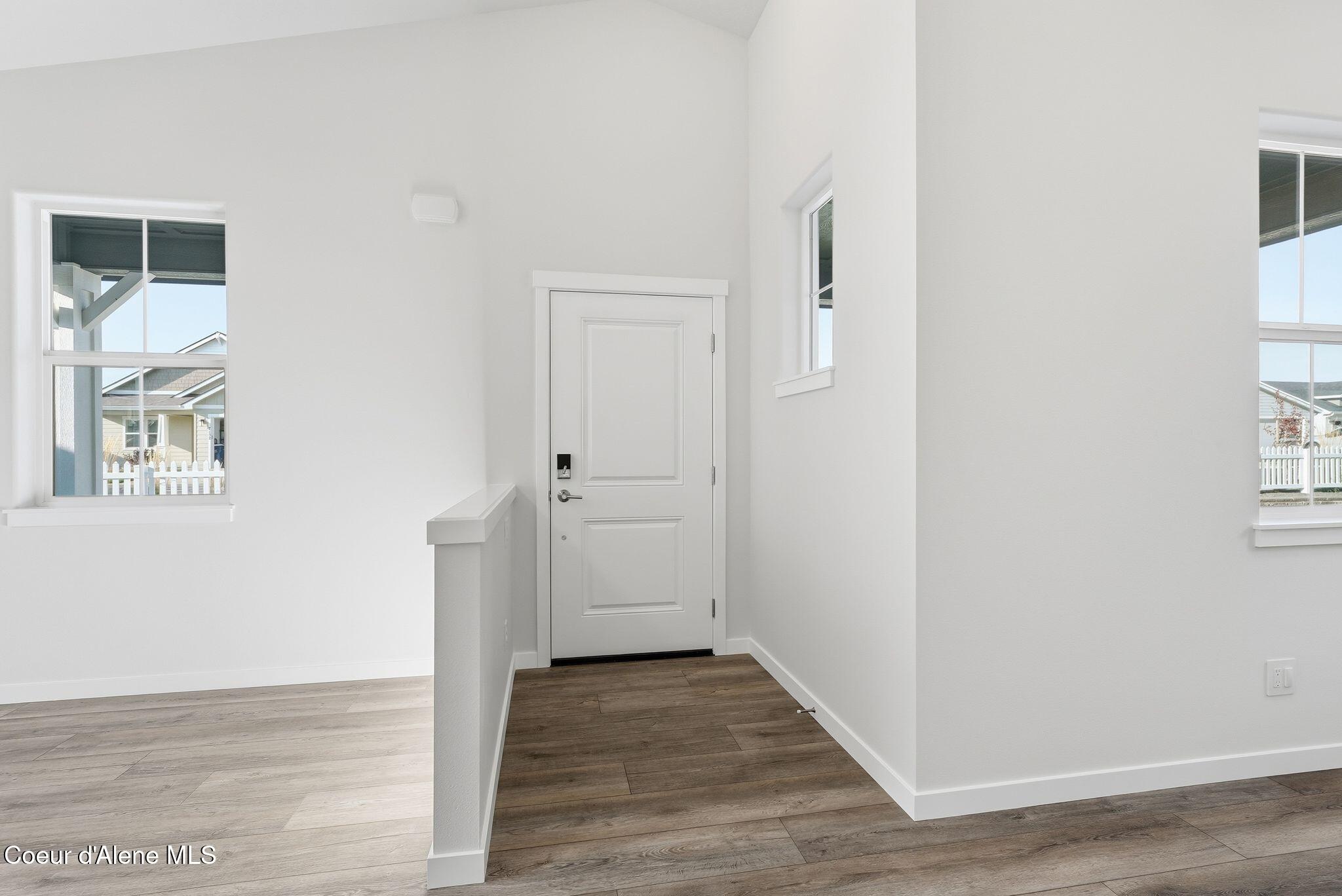 Coeur D'alene, Idaho, 83815, United States, 2 Bedrooms Bedrooms, ,Residential,For Sale,1991054