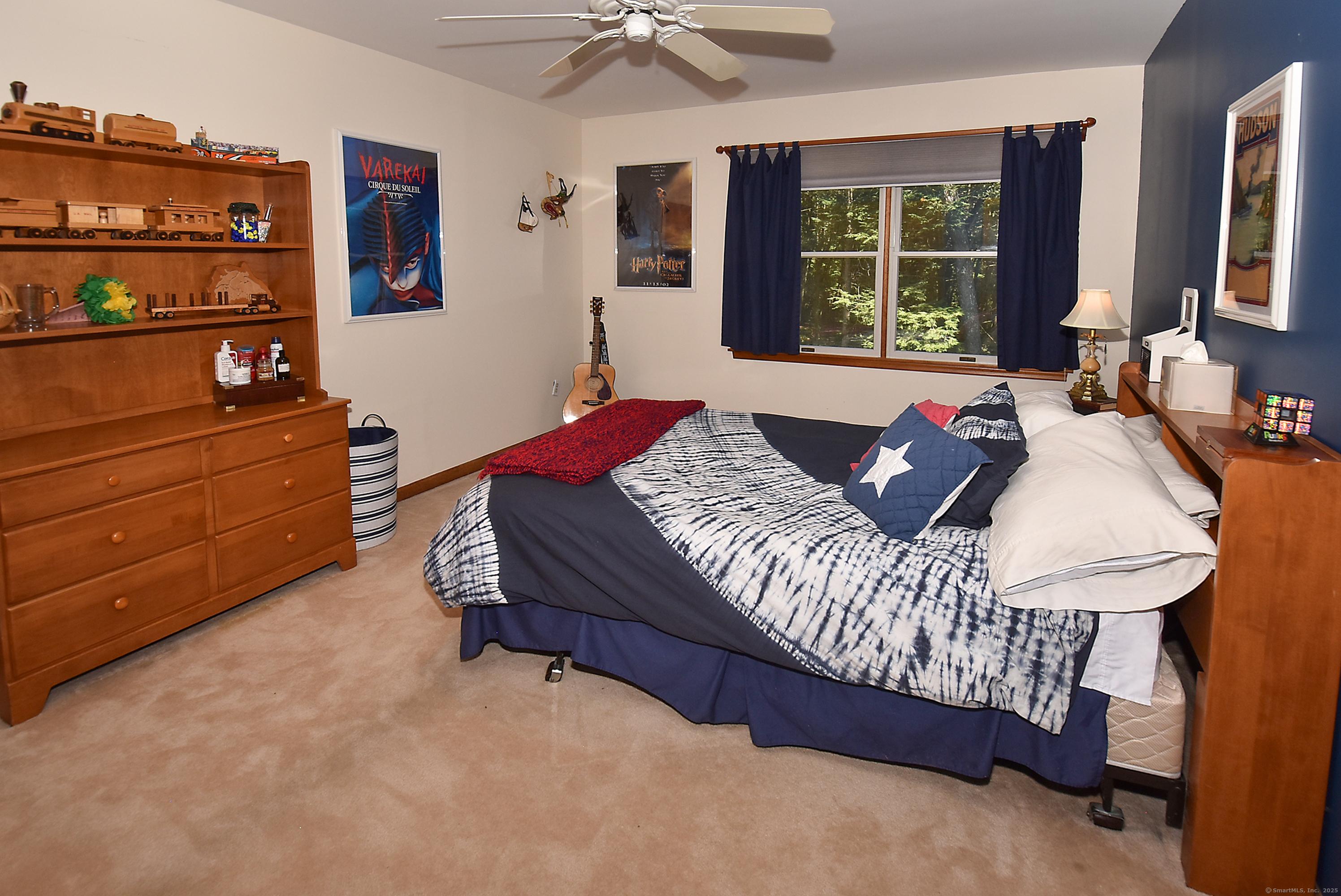 Windsor, Connecticut, 06095, United States, 4 Bedrooms Bedrooms, ,3 BathroomsBathrooms,Residential,For Sale,1936902