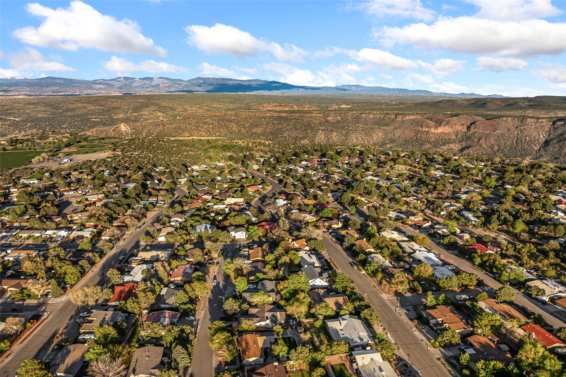  467 Pruitt Ave. - 物件實景