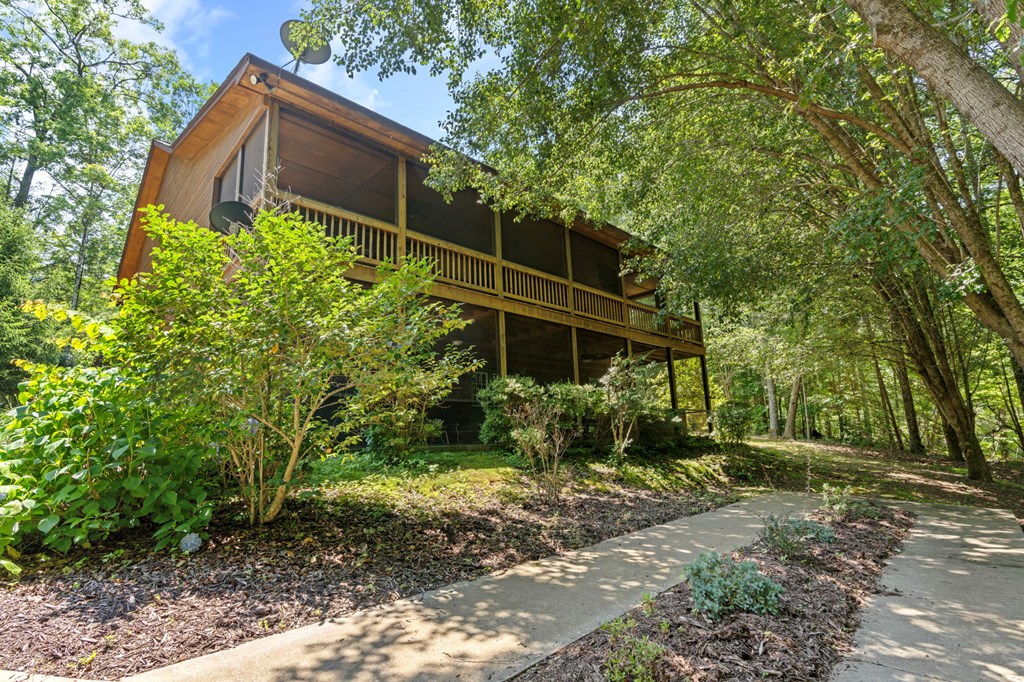 Blue Ridge, Georgia, 30513, United States, 3 Bedrooms Bedrooms, ,3 BathroomsBathrooms,Residential,For Sale,1980618