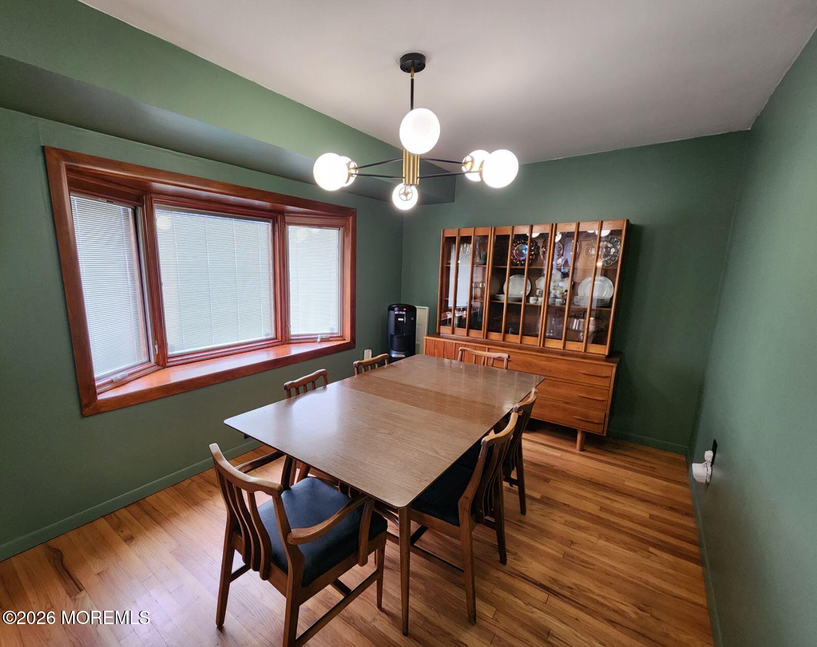 Belford, New Jersey, 07718, United States, 3 Bedrooms Bedrooms, ,2 BathroomsBathrooms,Residential,For Sale,2014823