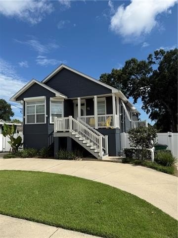 Metairie, Louisiana, 70001, United States, 3 Bedrooms Bedrooms, ,2 BathroomsBathrooms,Residential,For Sale,1979701