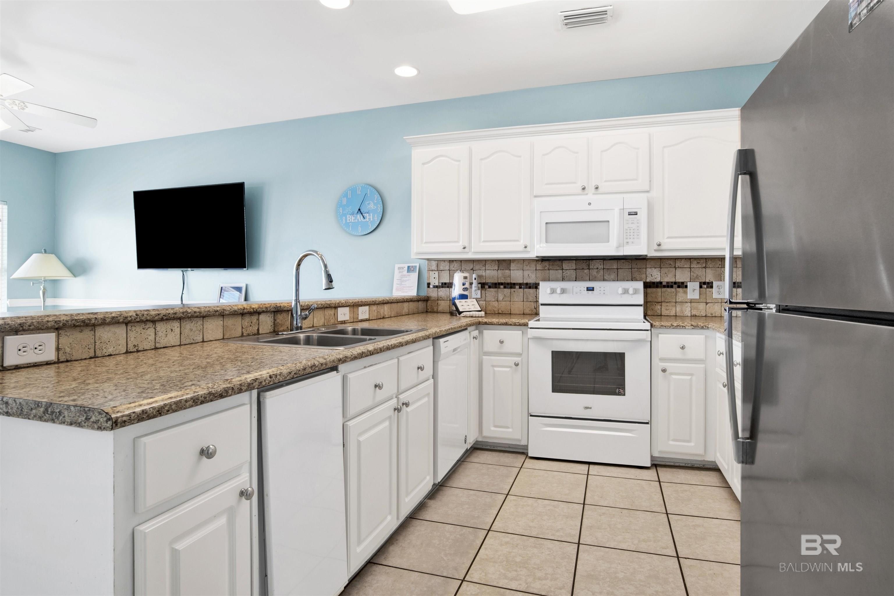 Gulf Shores, Alabama, 36542, United States, 8 Bedrooms Bedrooms, ,10 BathroomsBathrooms,Residential,For Sale,2022053