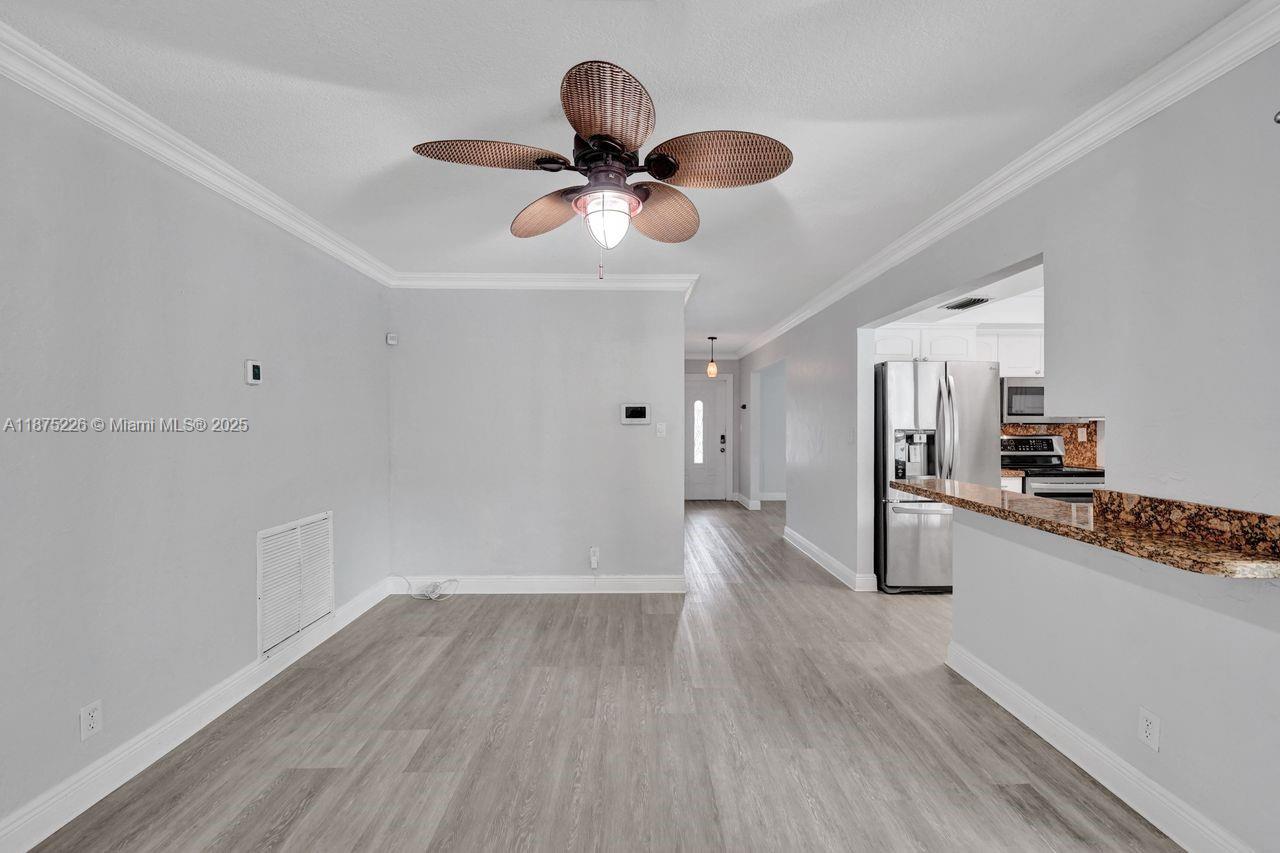 Cooper City, Florida, 33328, United States, 5 Bedrooms Bedrooms, ,3 BathroomsBathrooms,Residential,For Sale,1942124