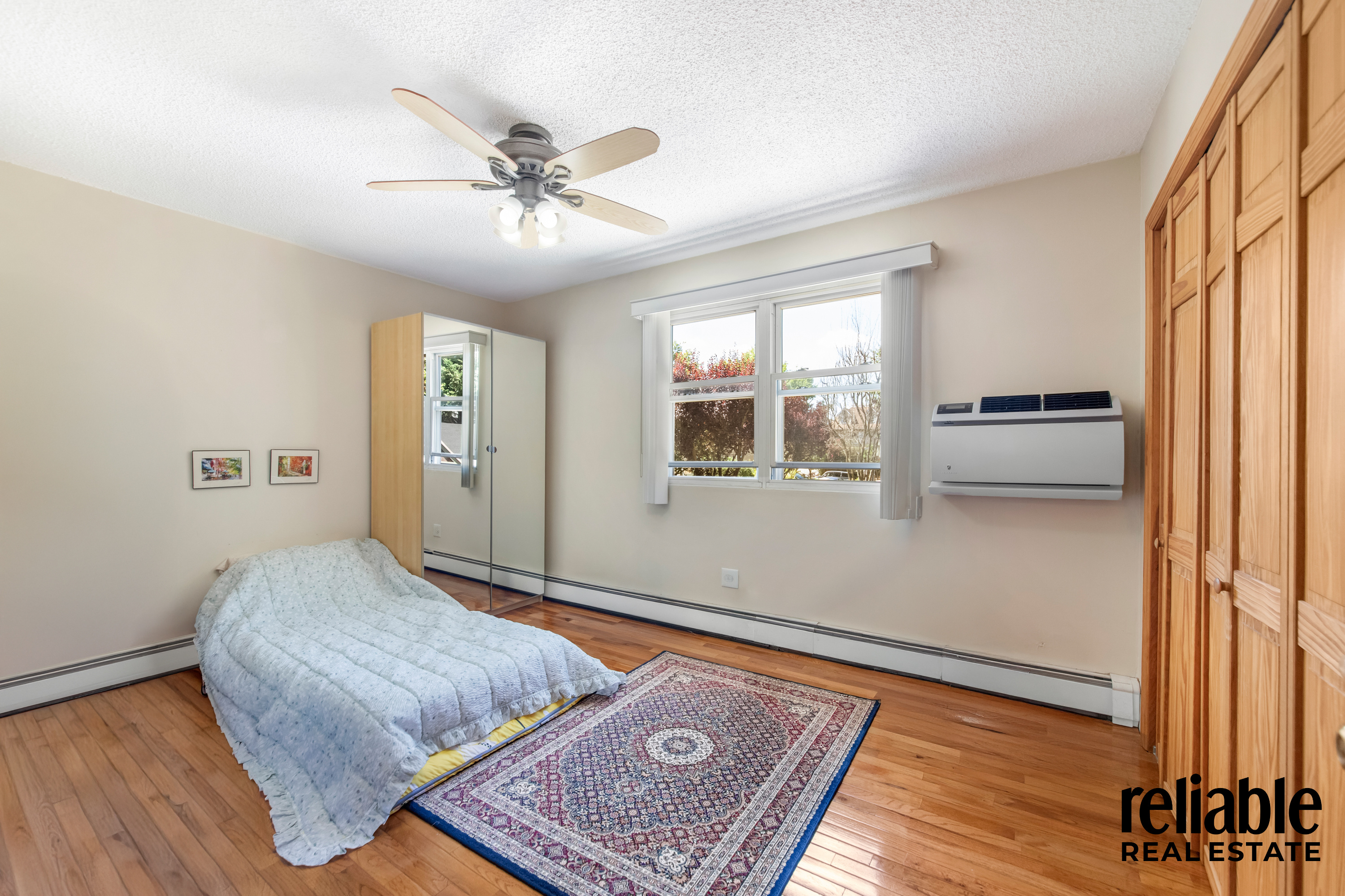 Bayside, New York, 11361, United States, 3 Bedrooms Bedrooms, ,3 BathroomsBathrooms,Residential,For Sale,1941734