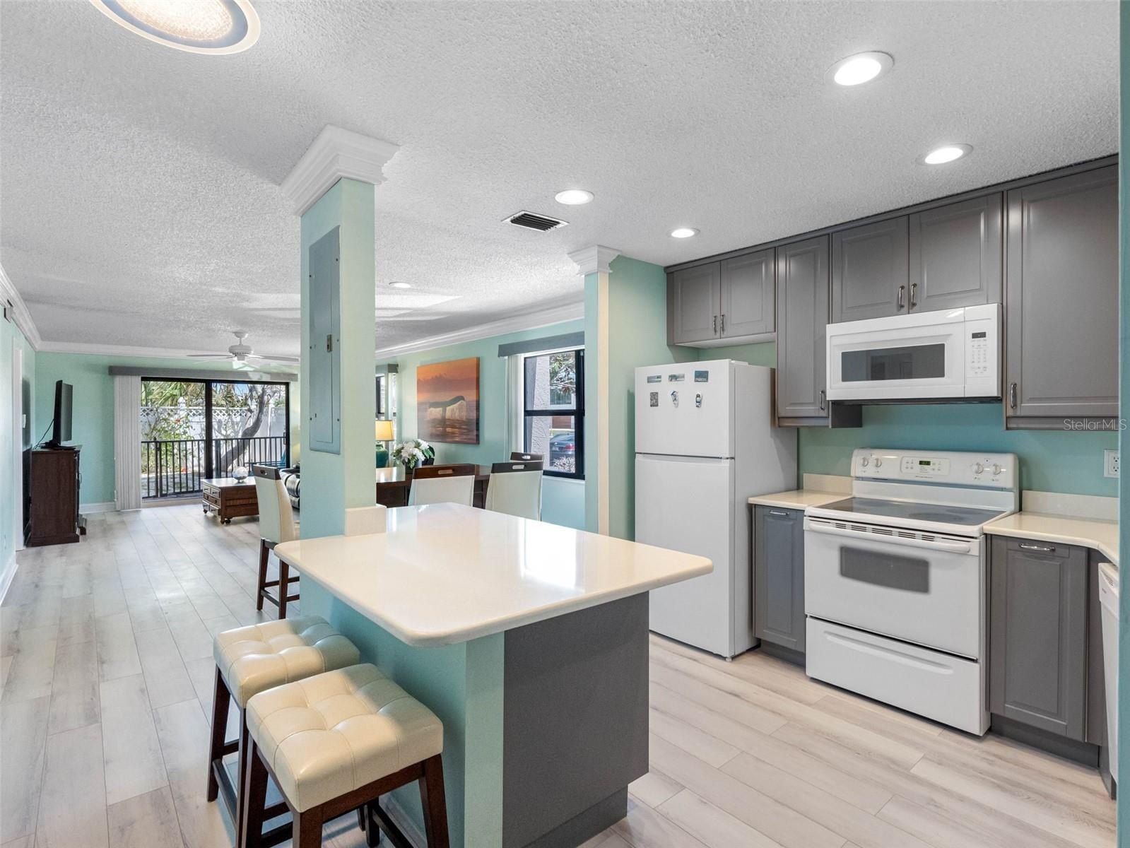 BELLEAIR BEACH, Florida, 33786, United States, 2 Bedrooms Bedrooms, ,2 BathroomsBathrooms,Residential,For Sale,1974075