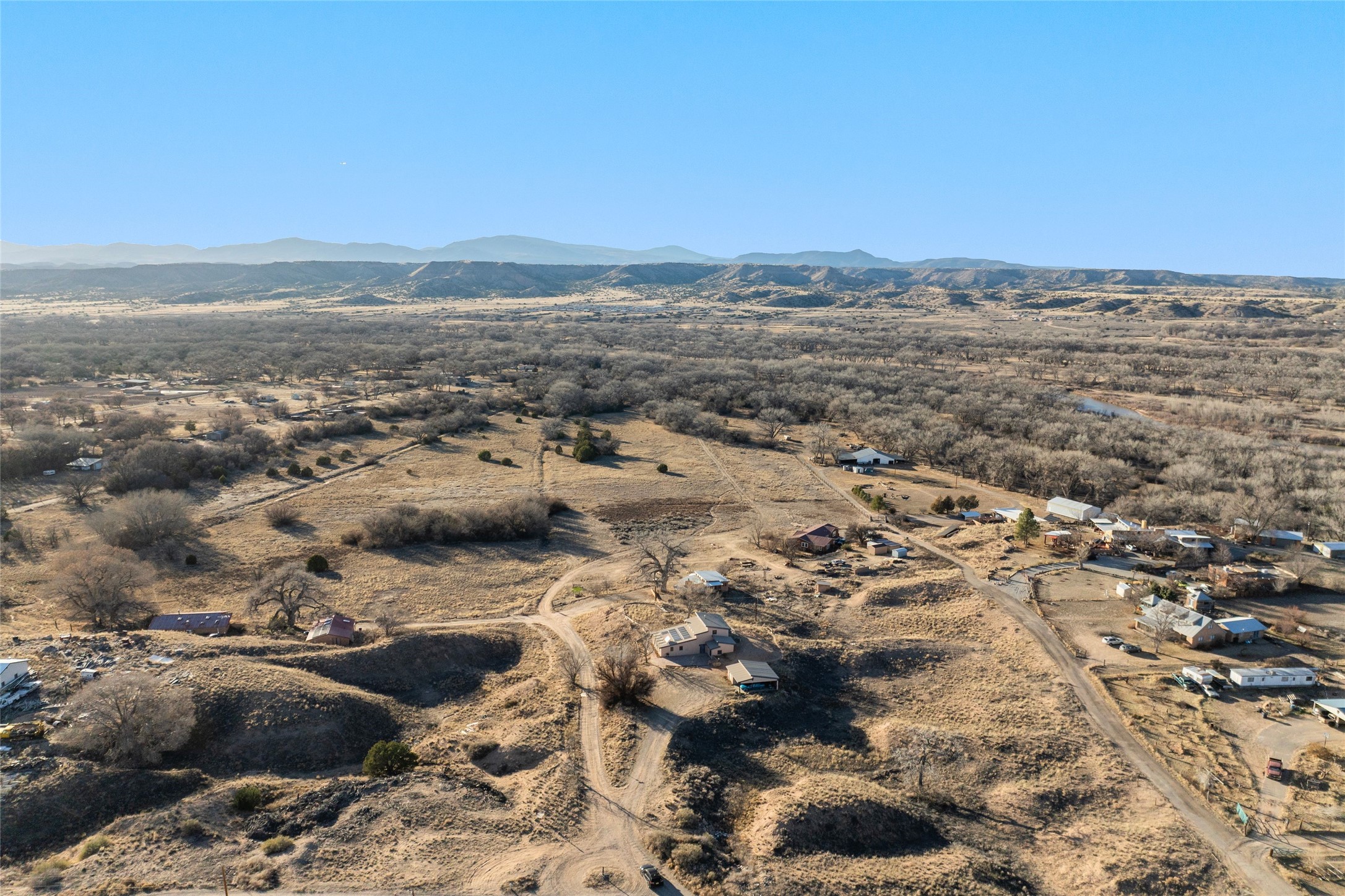  76 & 78 County Road 114 - 物件實景