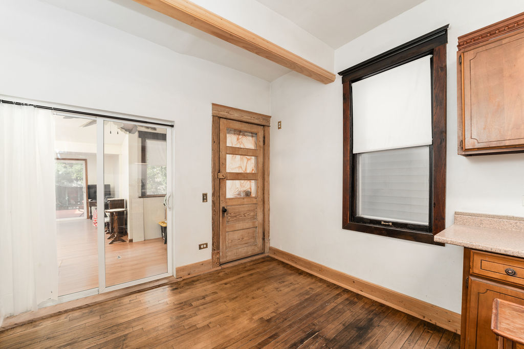 Chicago, Illinois, 60613, United States, 5 Bedrooms Bedrooms, ,4 BathroomsBathrooms,Residential,For Sale,1856737