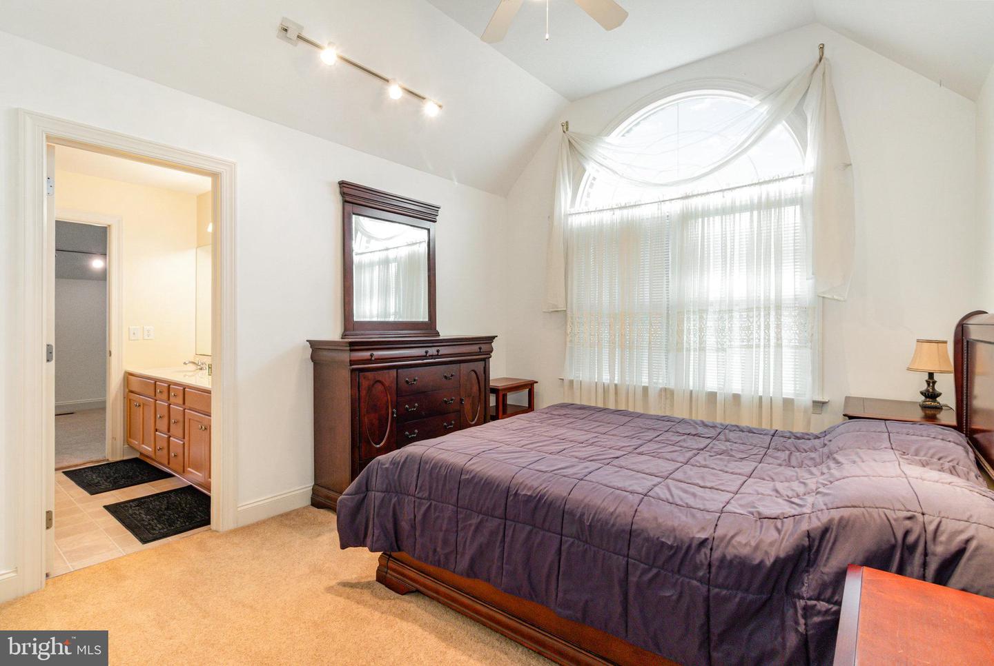 Mechanicsburg, Pennsylvania, 17055, United States, 5 Bedrooms Bedrooms, ,5 BathroomsBathrooms,Residential,For Sale,1926512